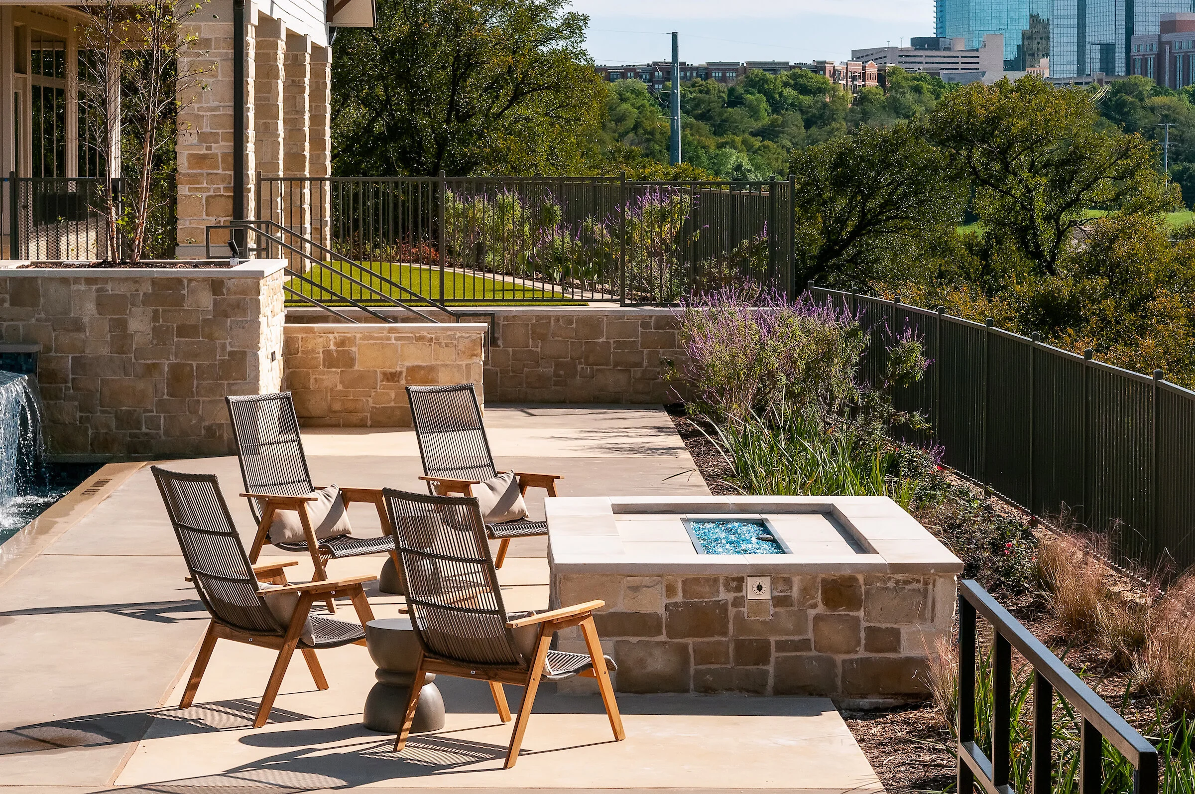 _DAB7715.Haven Design Studio-Lorye Vandiver and Joanna O'Brian-National MultiFamily Interior Designersjpg.jpg