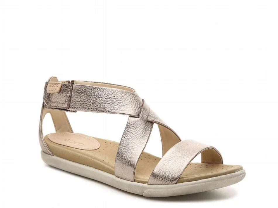 Ecco Damara Sandal - Gold Metallic (PC: Dsw,com)