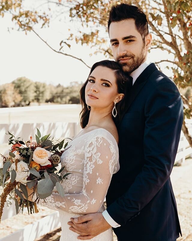 Still one of my very favorite photos from @thekatiestevens and @paulblg “s wedding ✨