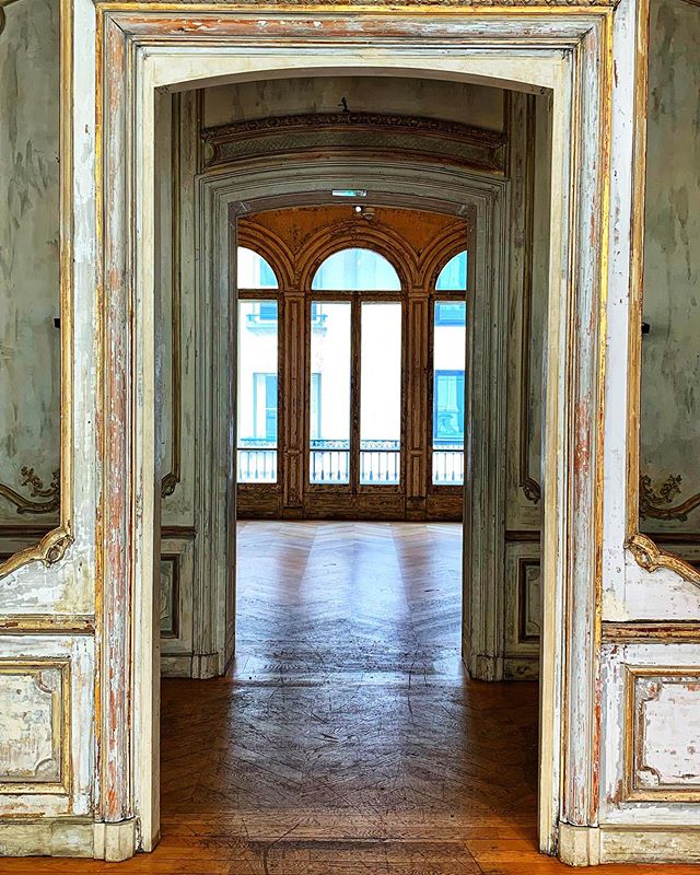#doorways #ballroom #ballet #dance #opera #anotherera #specialplace #interiors #design #paris #france #photography