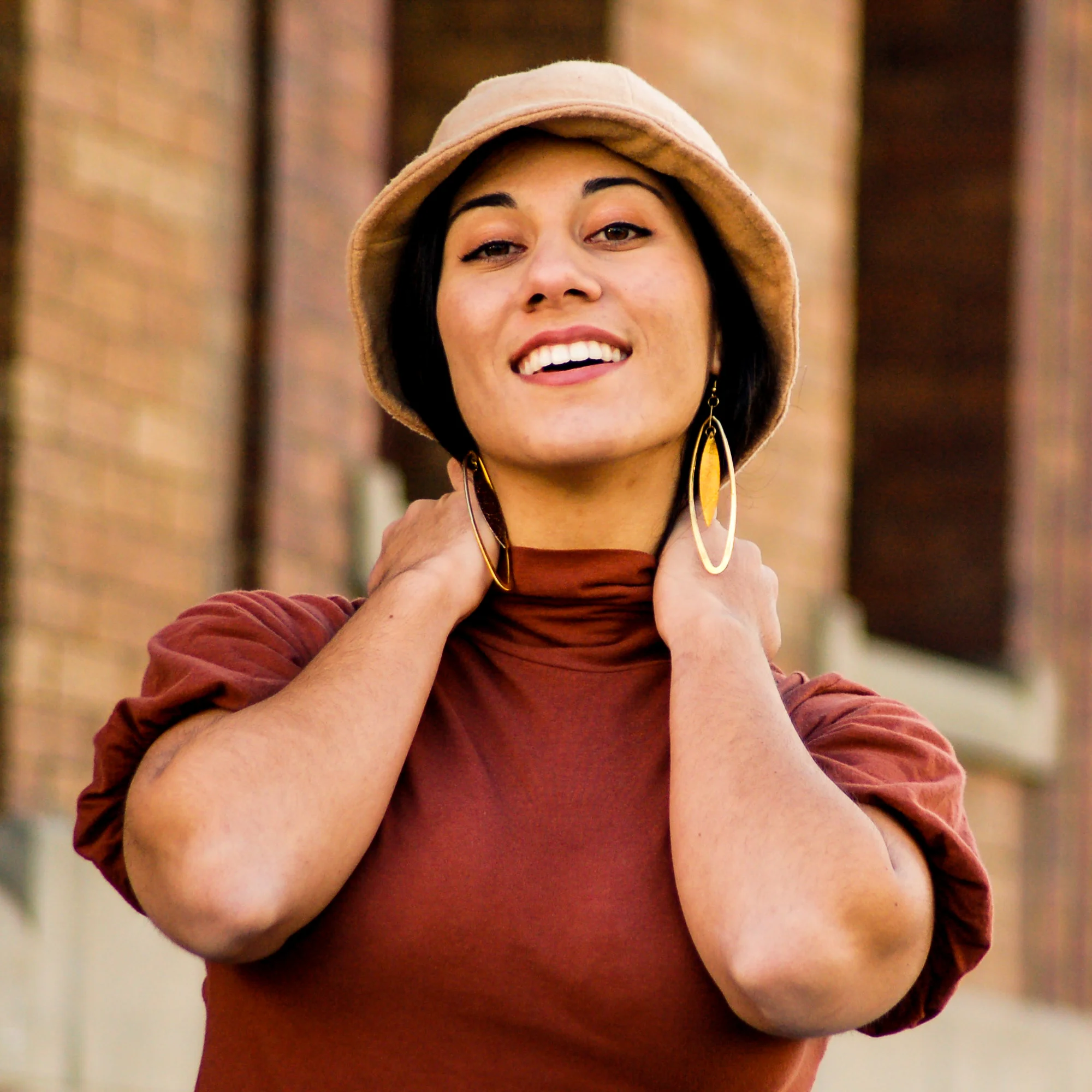 PhotoByReggieReagor ParniaAyari - 121908.jpg