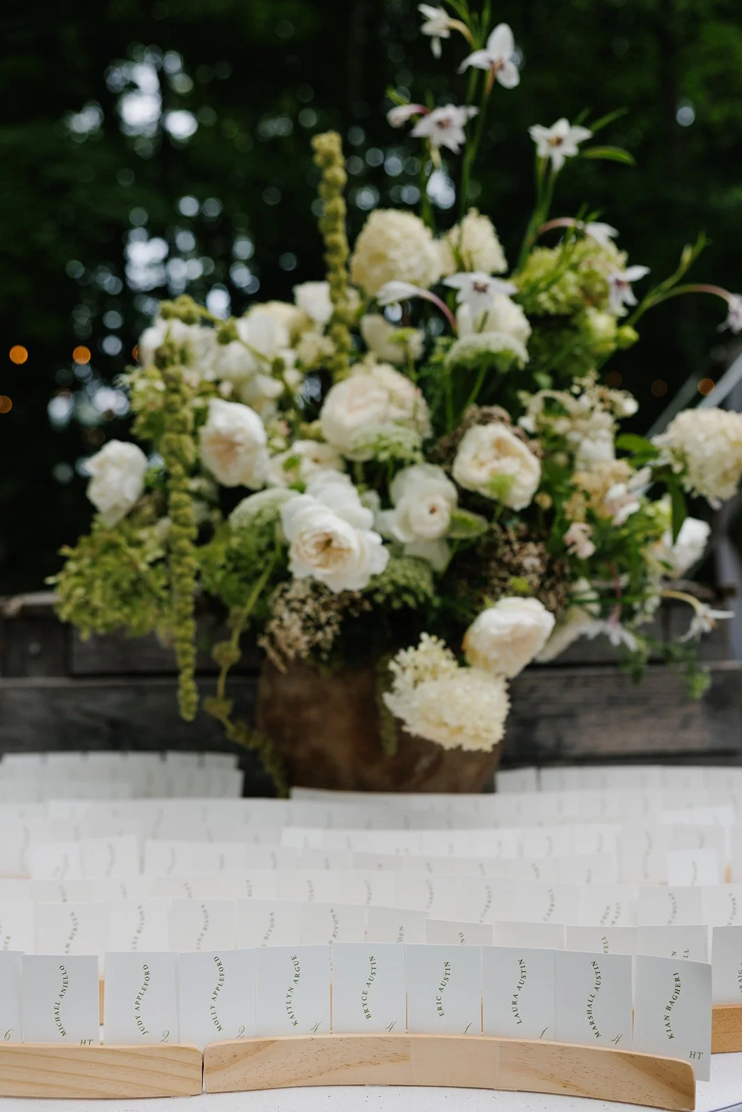 Every detail of Emma and Luke's wedding day beautifully captured by the amazing @maestierphotography

An honor to be a part of this Dream Team:
Photographer: @maestierphotography
Planner: @foxandfernevents
Venue: @thefoxglovefarm
Florist: @niloorosid