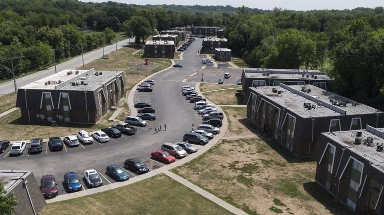 Englewood Apartments in Northland