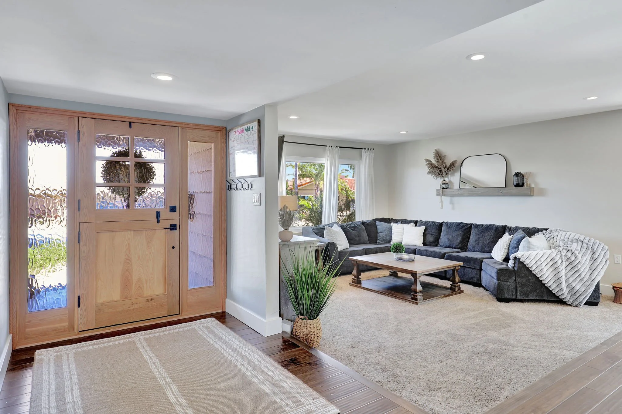 06_42-web-or-mls-5-print-1510 Hacienda_10.jpg