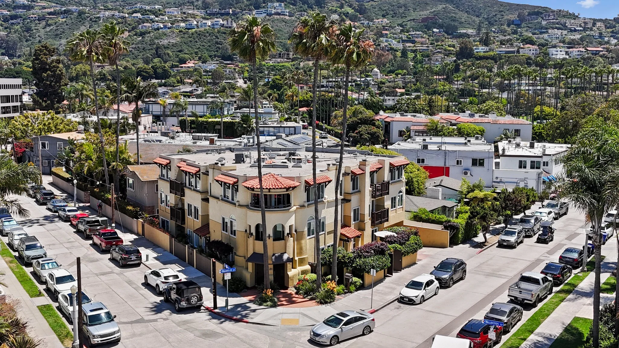 8121 Camino Del Sol #102, La Jolla I $1,995,000