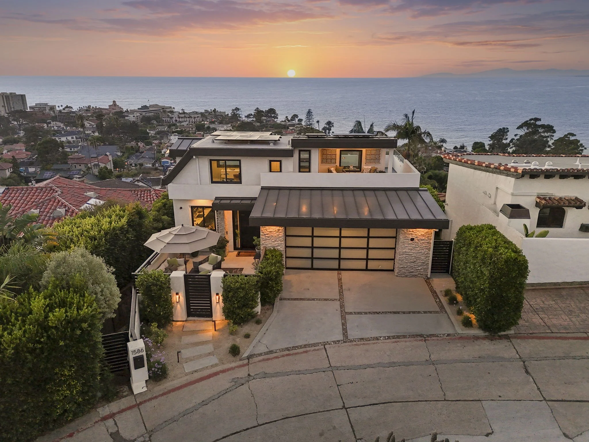 1586 Crespo Drive, La Jolla  I  $6,350,000