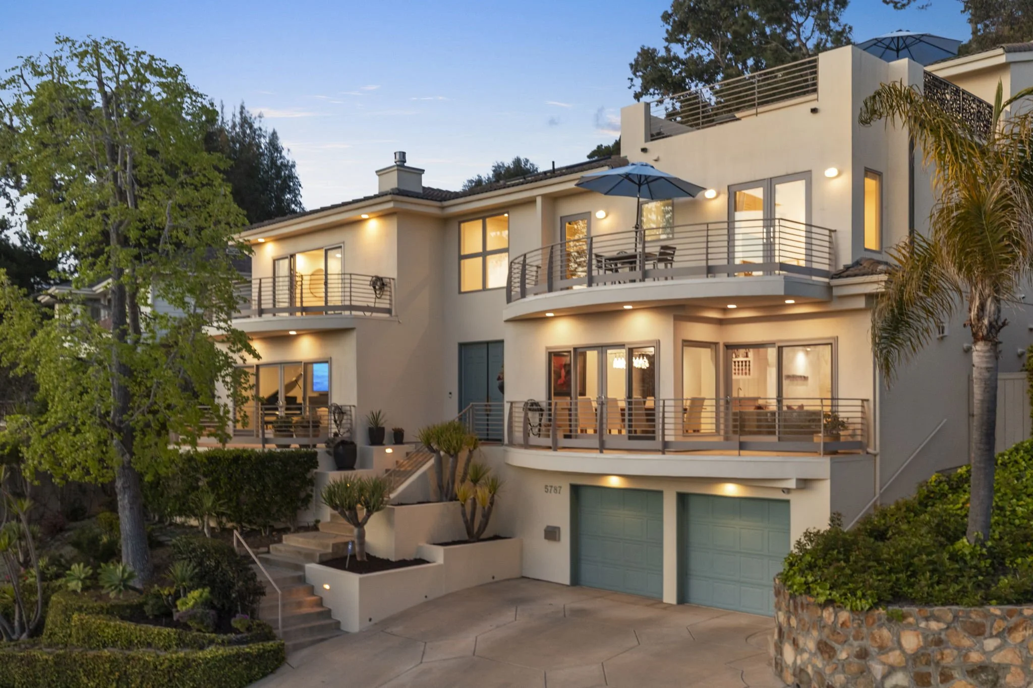 5787 Bellevue Avenue, La Jolla  I  $4,100,000