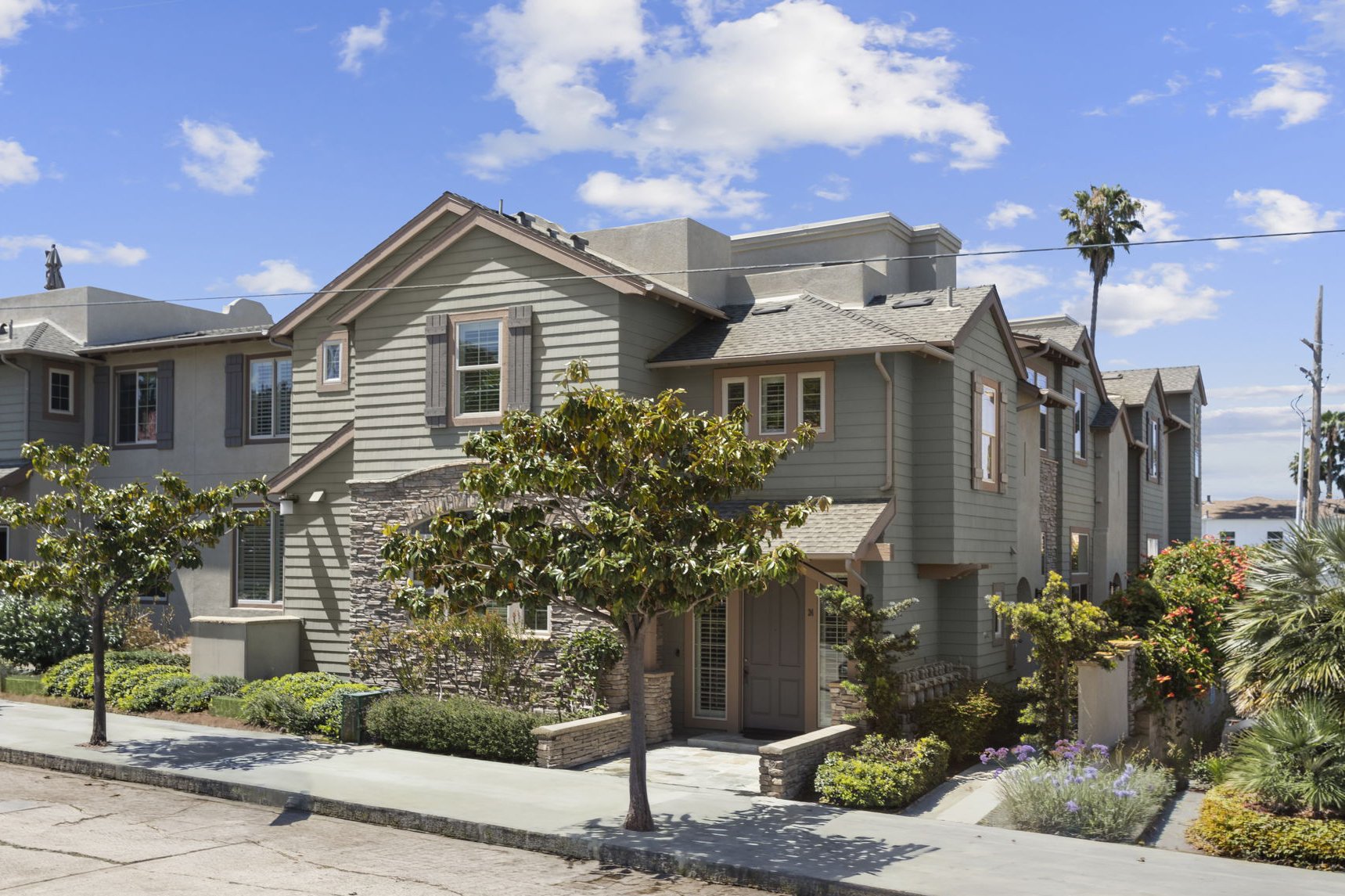 1056 Pearl Street #24, La Jolla  I  $2,245,000