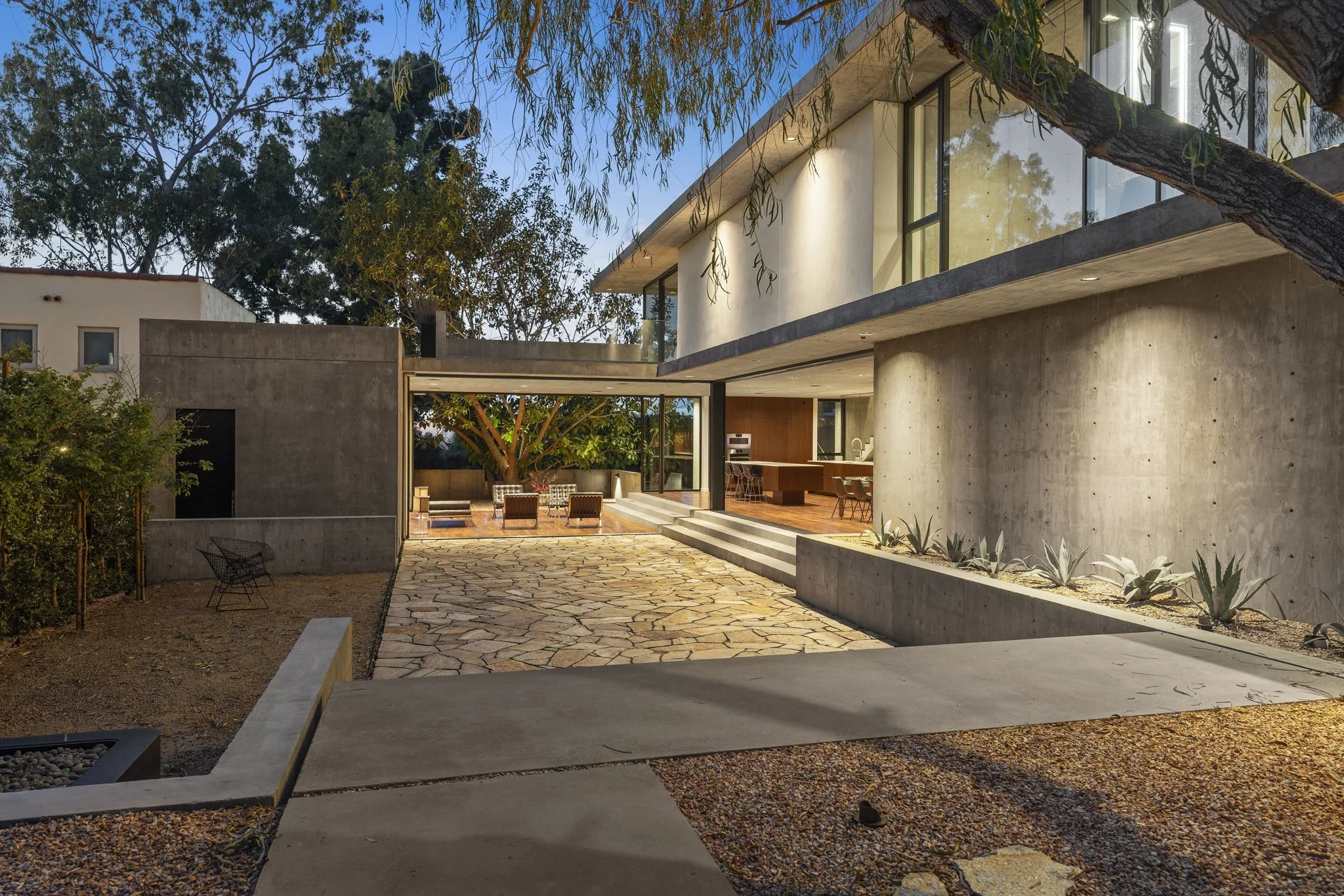 4420 Arista Drive, Mission Hills  I  $4,995,000