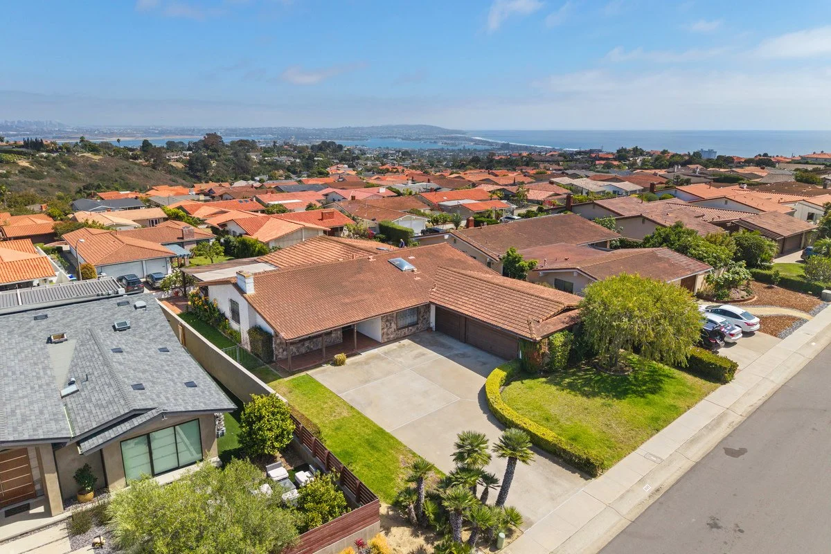 1685 Calle De Cinco, La Jolla  I  $2,700,000