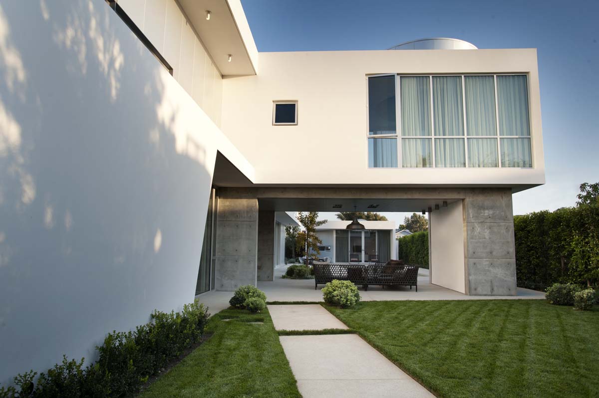 ModFamHome-03.jpg