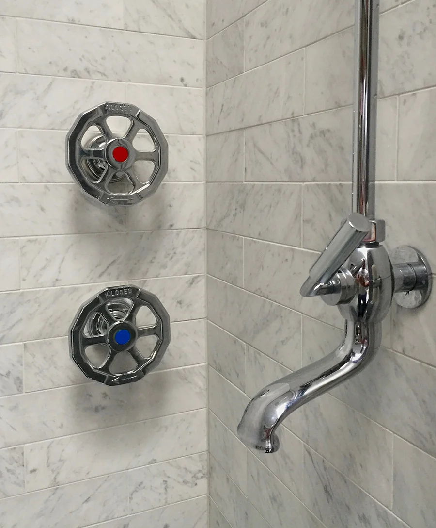 2279_scid_custom_furniture_and_fittings_23.jpg