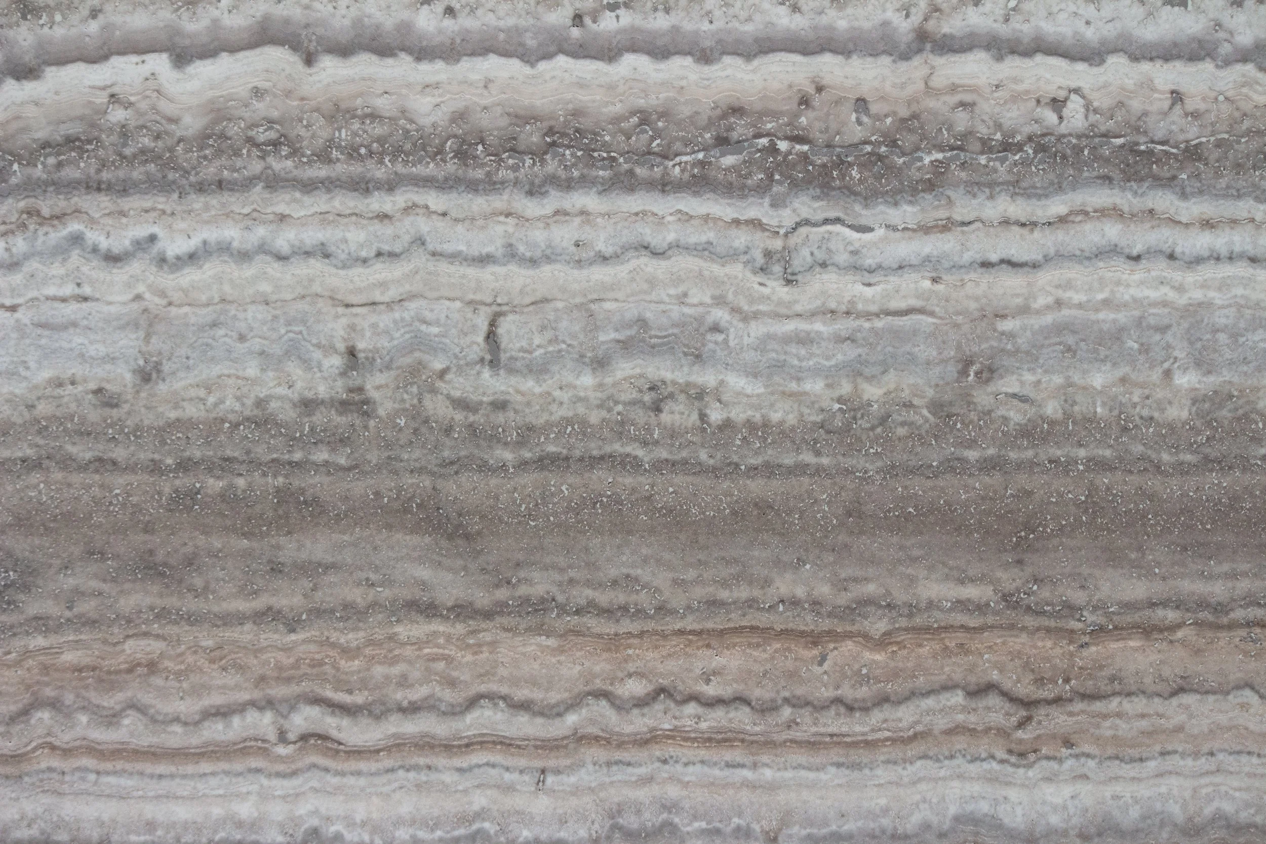 TRAVERTINE LATTE