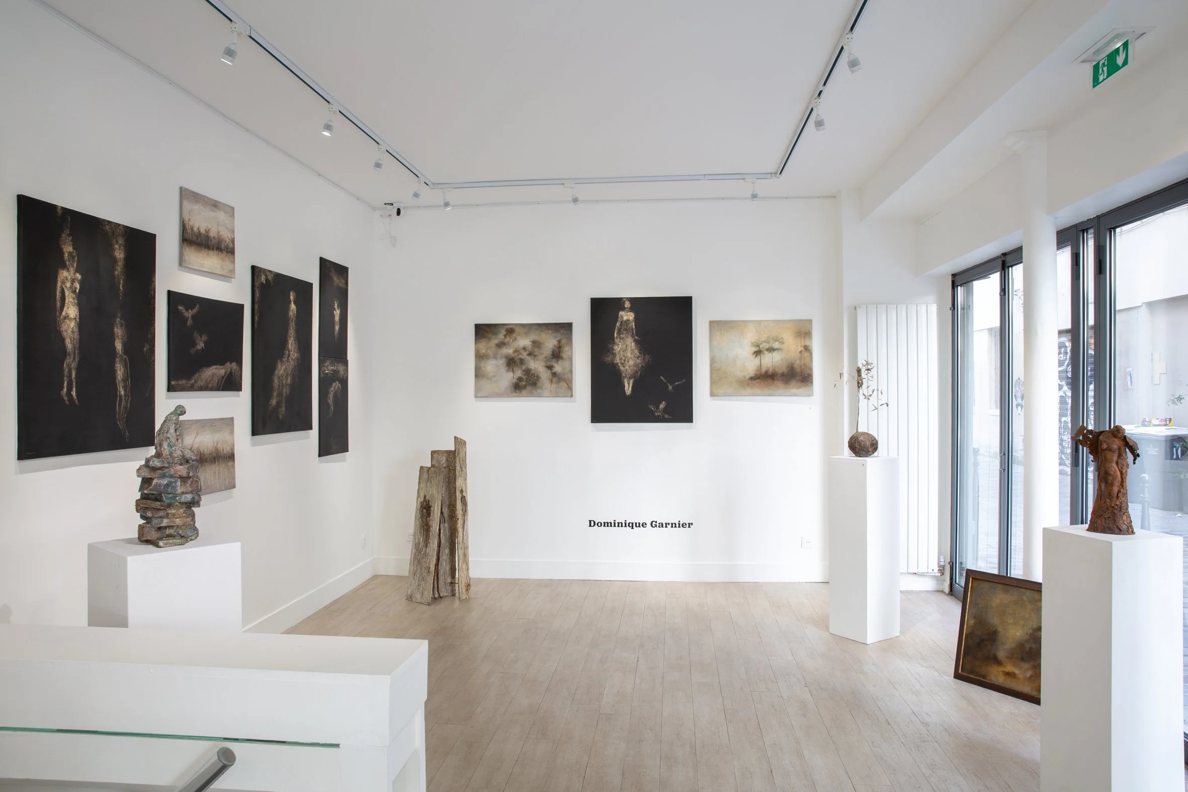 Salon24Beaubourg-Scénographie-JPG-09.jpg