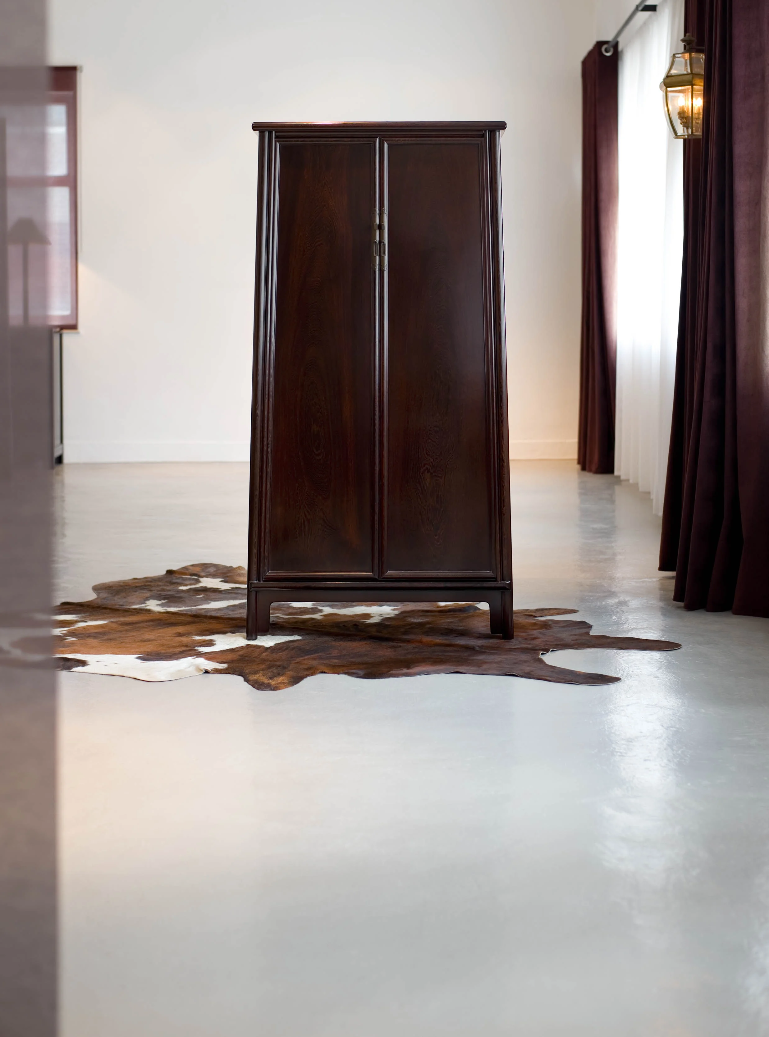 ....chinese ming style furniture | splay leg cabinet : ca 1..中式明式家具 | 面条柜 :ca 1....