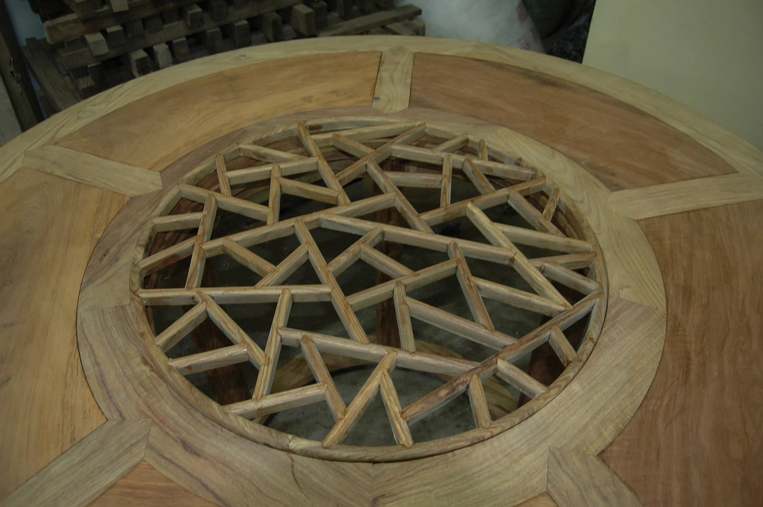 ....bespoke chinese furniture : artisan crafting photos ..特别定制中式家具 : 公丈制作照片....