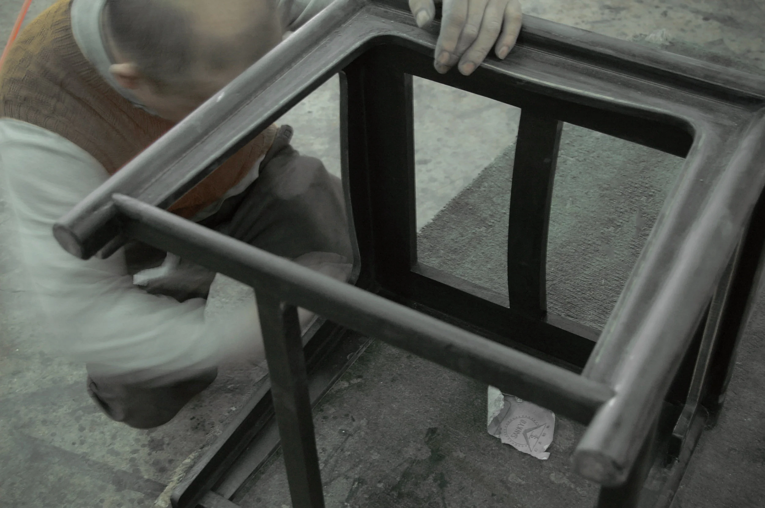 ....bespoke chinese furniture : artisan crafting photos ..特别定制中式家具 : 公丈制作照片....