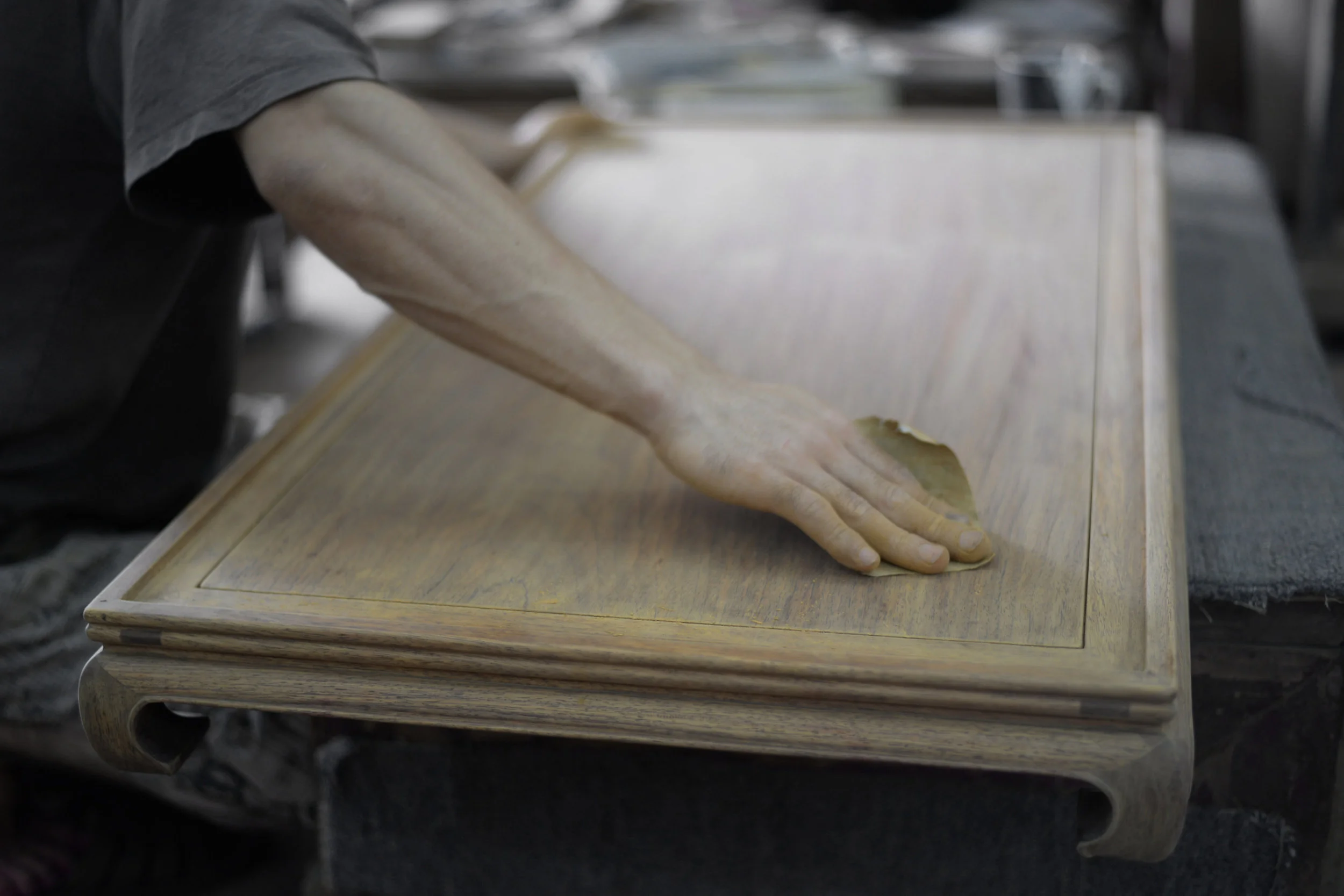 ....bespoke furniture : artisan crafting photo..特别定制家具 : 公丈制作照片....