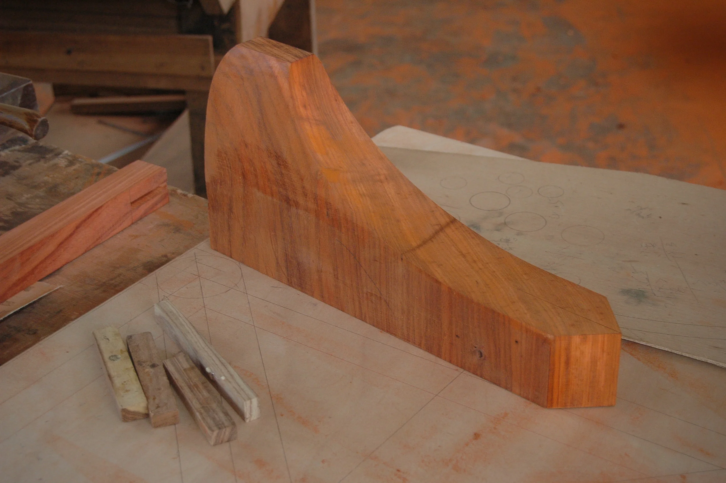 ....bespoke furniture : artisan crafting photos ..特别定制家具 : 公丈制作照片....