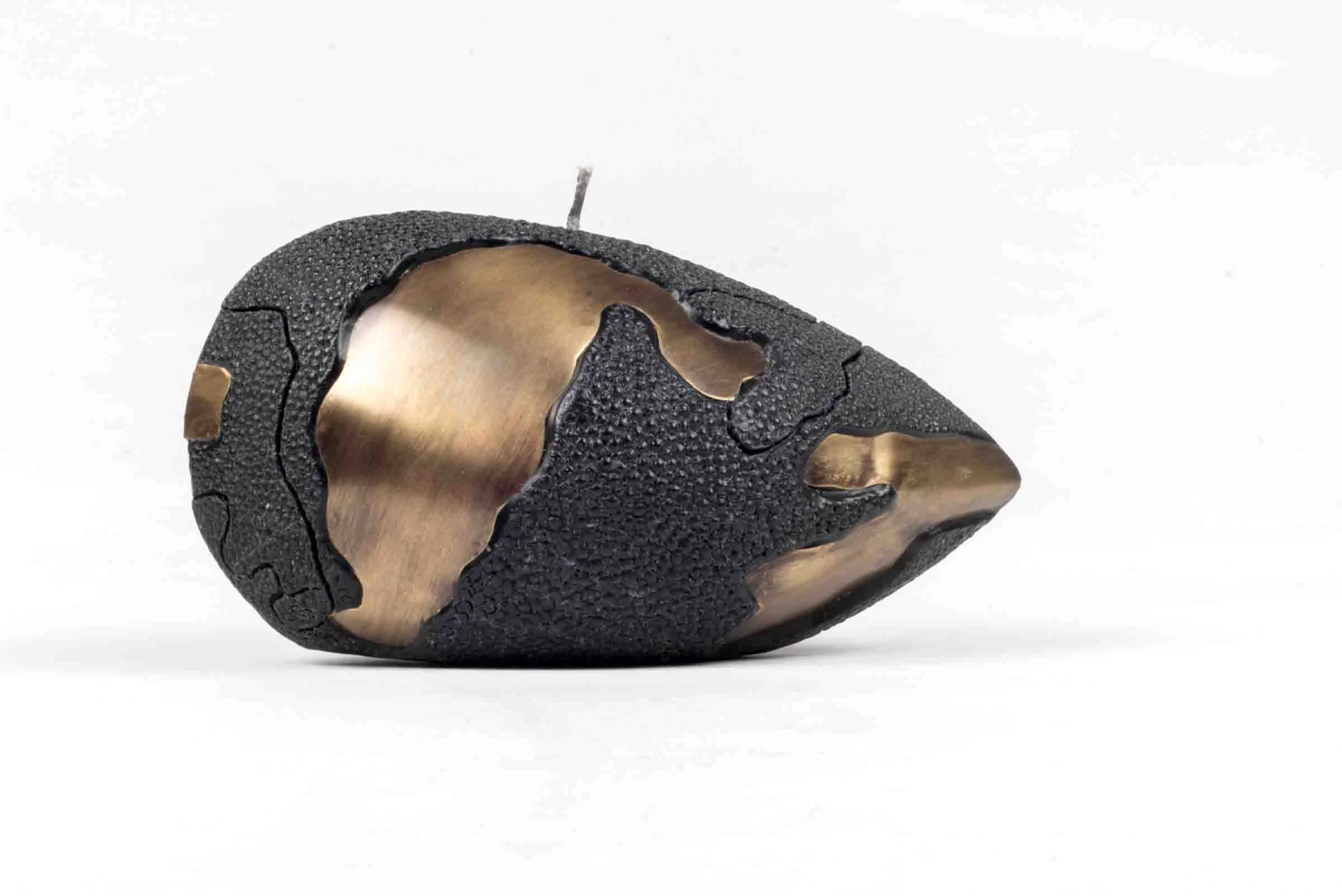 P4S-D131-V5-Product-shop-Patrick-Coard-Paris-Candle-Texture-Shagreen-Sculptural.jpg