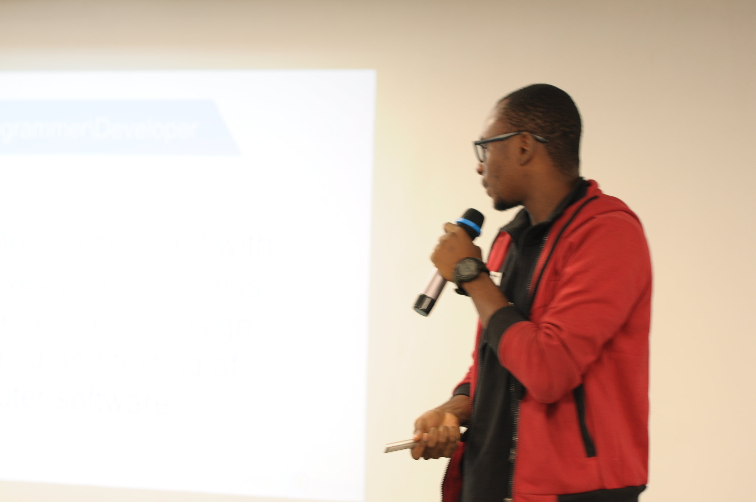     The first speaker, Umar Saidu kicked off the event with his presentation: Mastering Software Development    