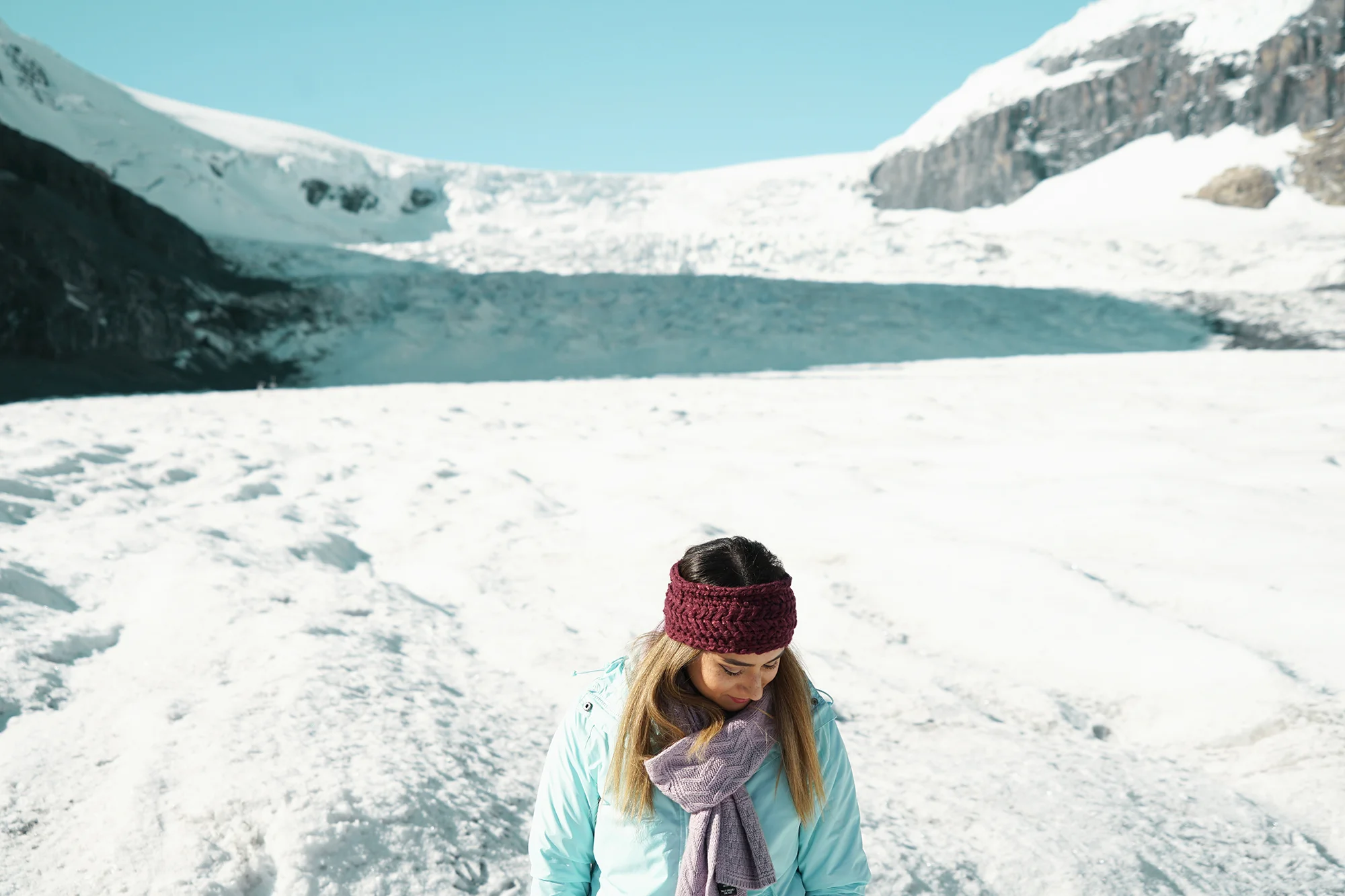 Headband: North Face, Scarf: Simons, Waterproof jacket: Mountain Warehouse.