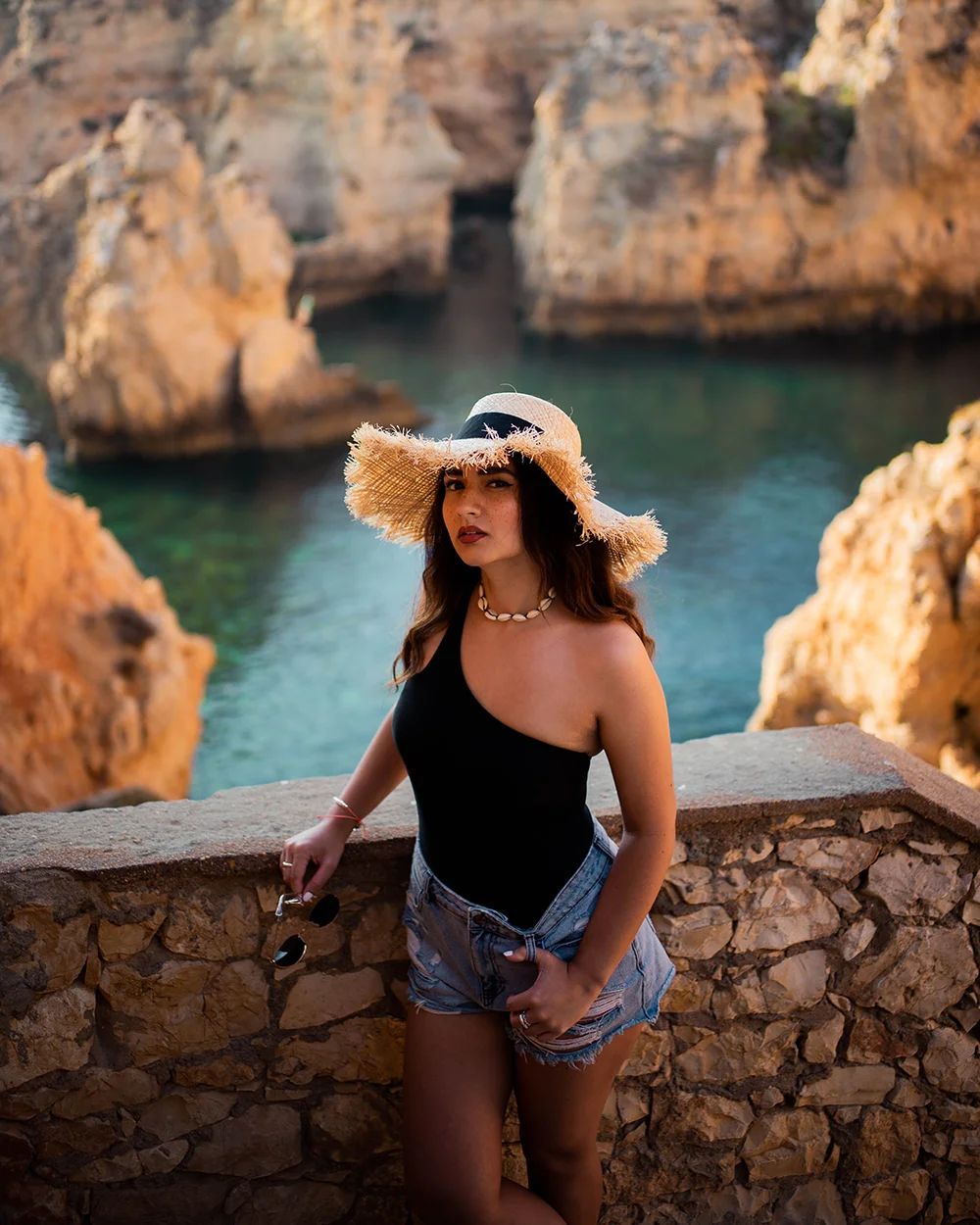 Postcards from Hawaii, Packing guide, Algarve, Portugal.jpg