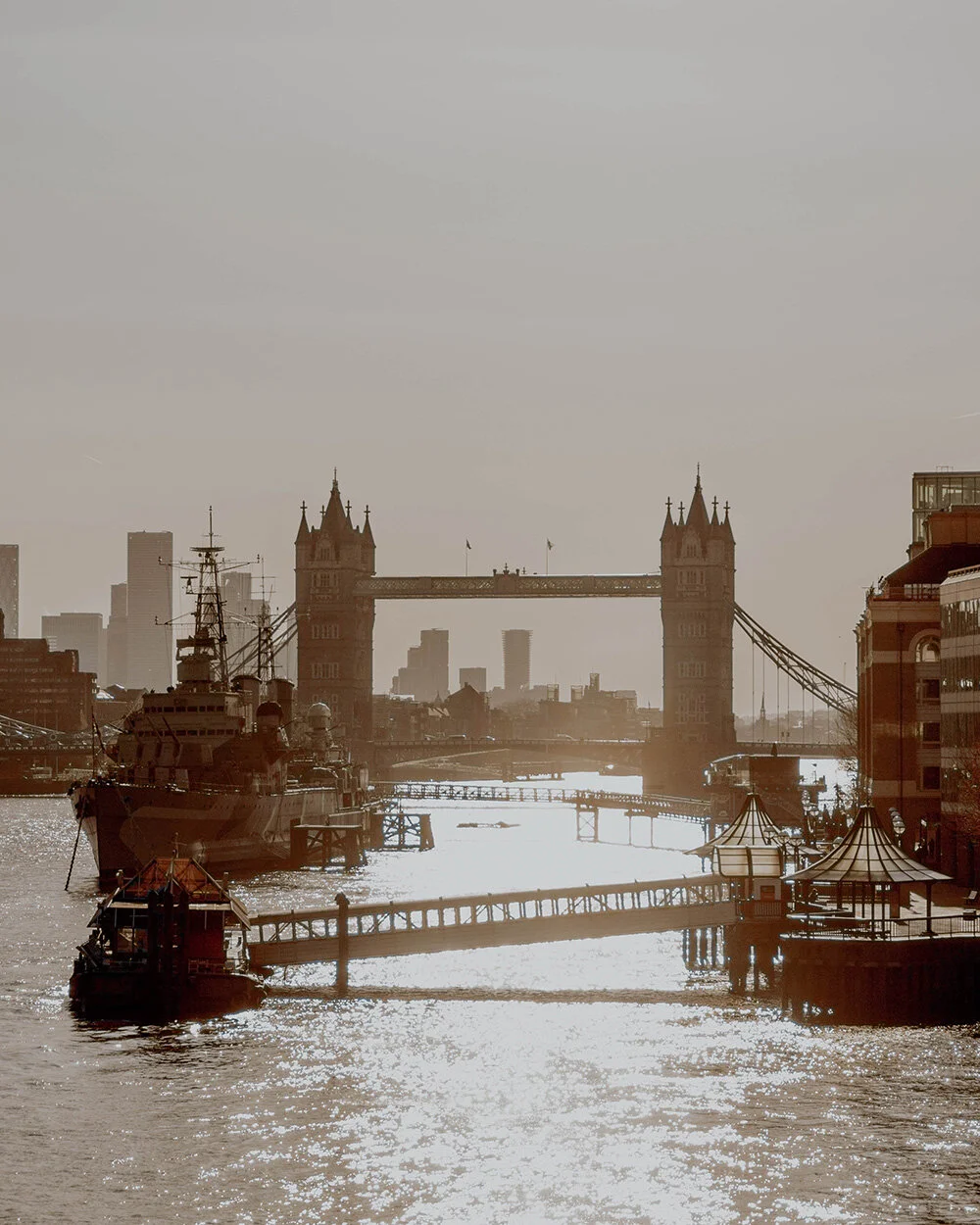 Best Locations To Photograph Tower Bridge Postcards From Hawaii