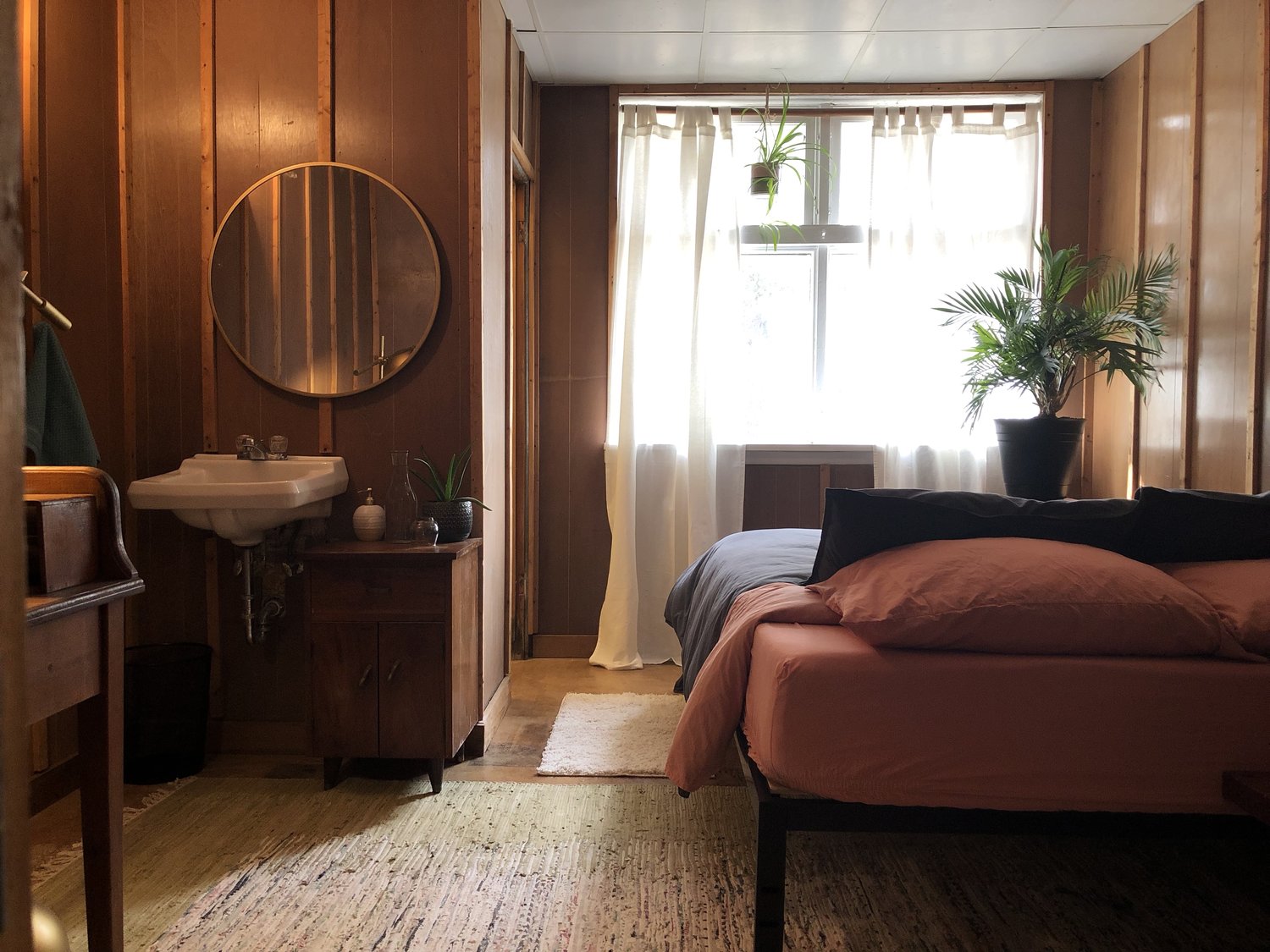 room2.jpg