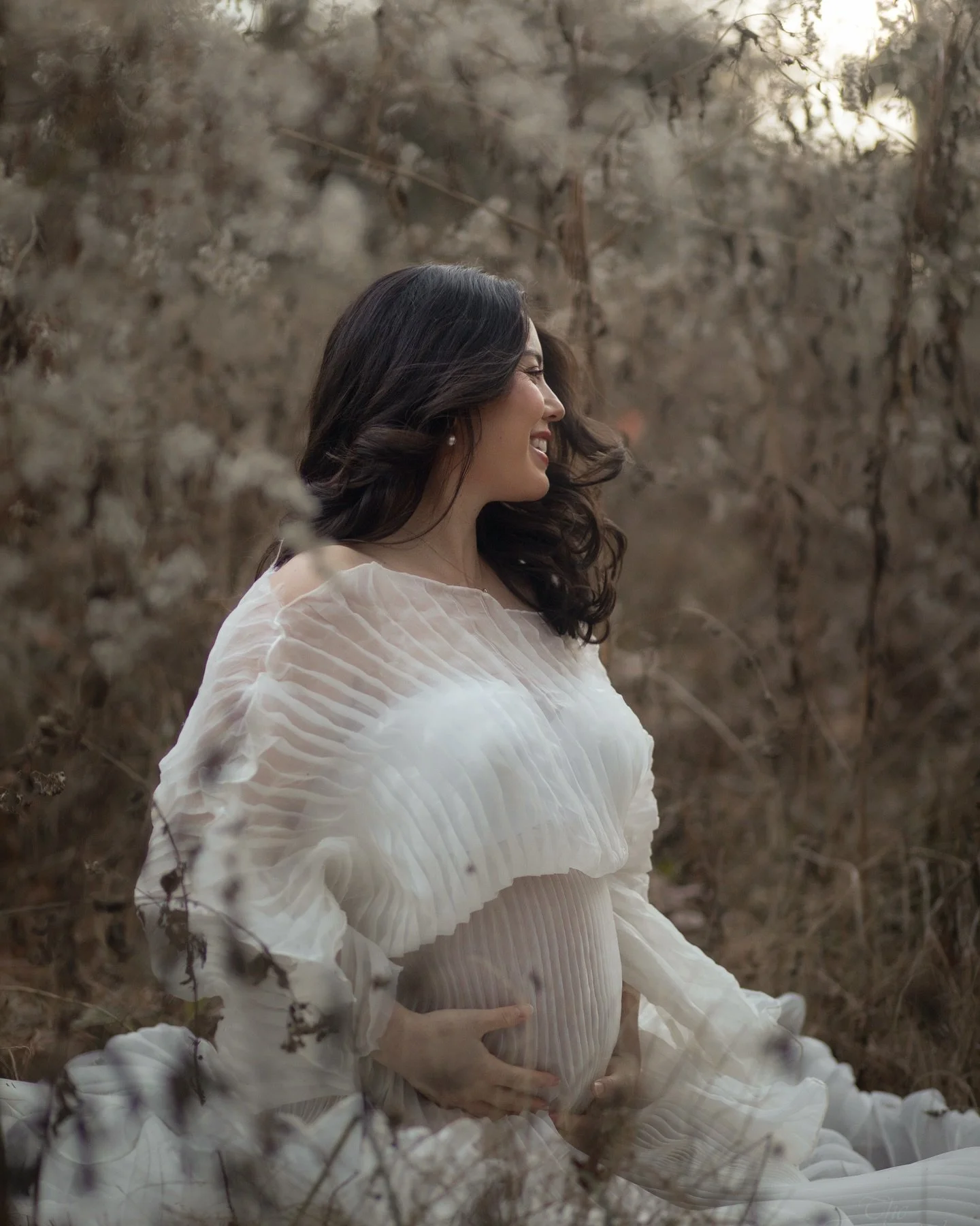 Celebrating creating life, Imbolc blessings as we look for the first sprigs of greenery sprouting, the calls of birds returning, the warm rays of the sun in between the cold wind. The perfect time to share this beautiful soon-to-be mother and the day