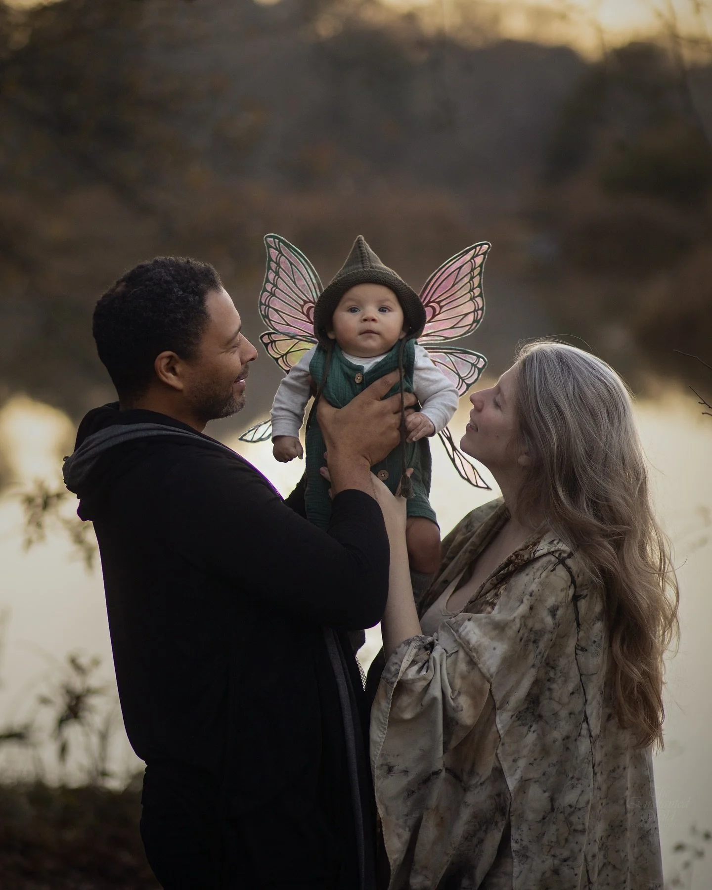 After multiple maternity photoshoots celebrating @charliewattsstudio&rsquo;s steps into motherhood we finally got to capture her sweet lil baby with his loving parents. What an honour to document this journey and these magical memories. 

Bonus he wa