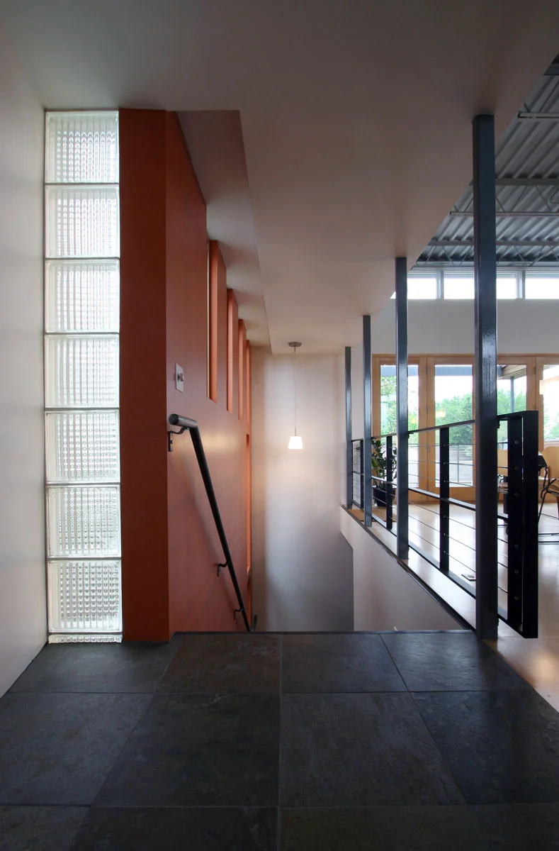 Juliet-House_Interior_Entry.jpg