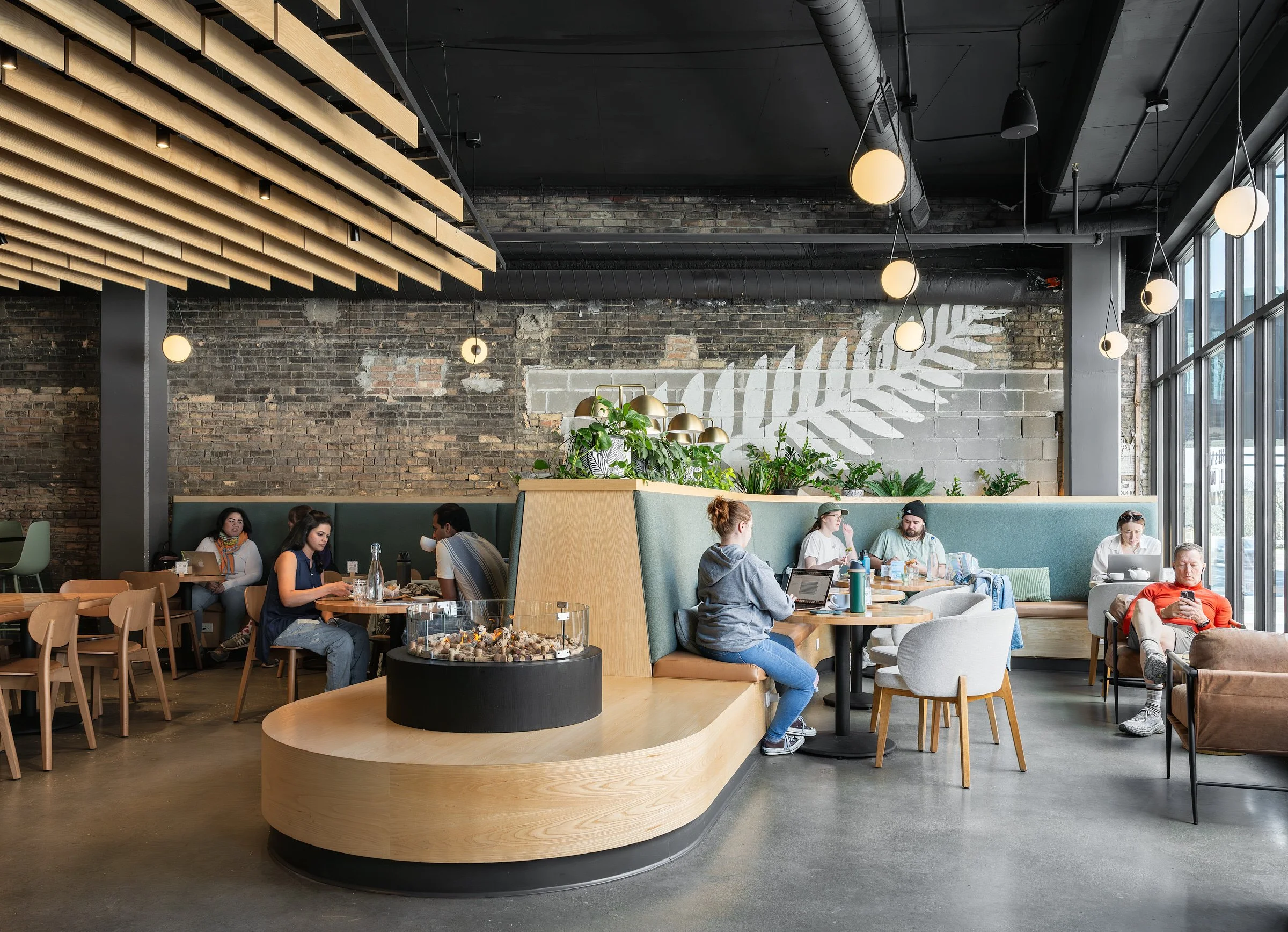 Silver Fern Café + Wine Bar