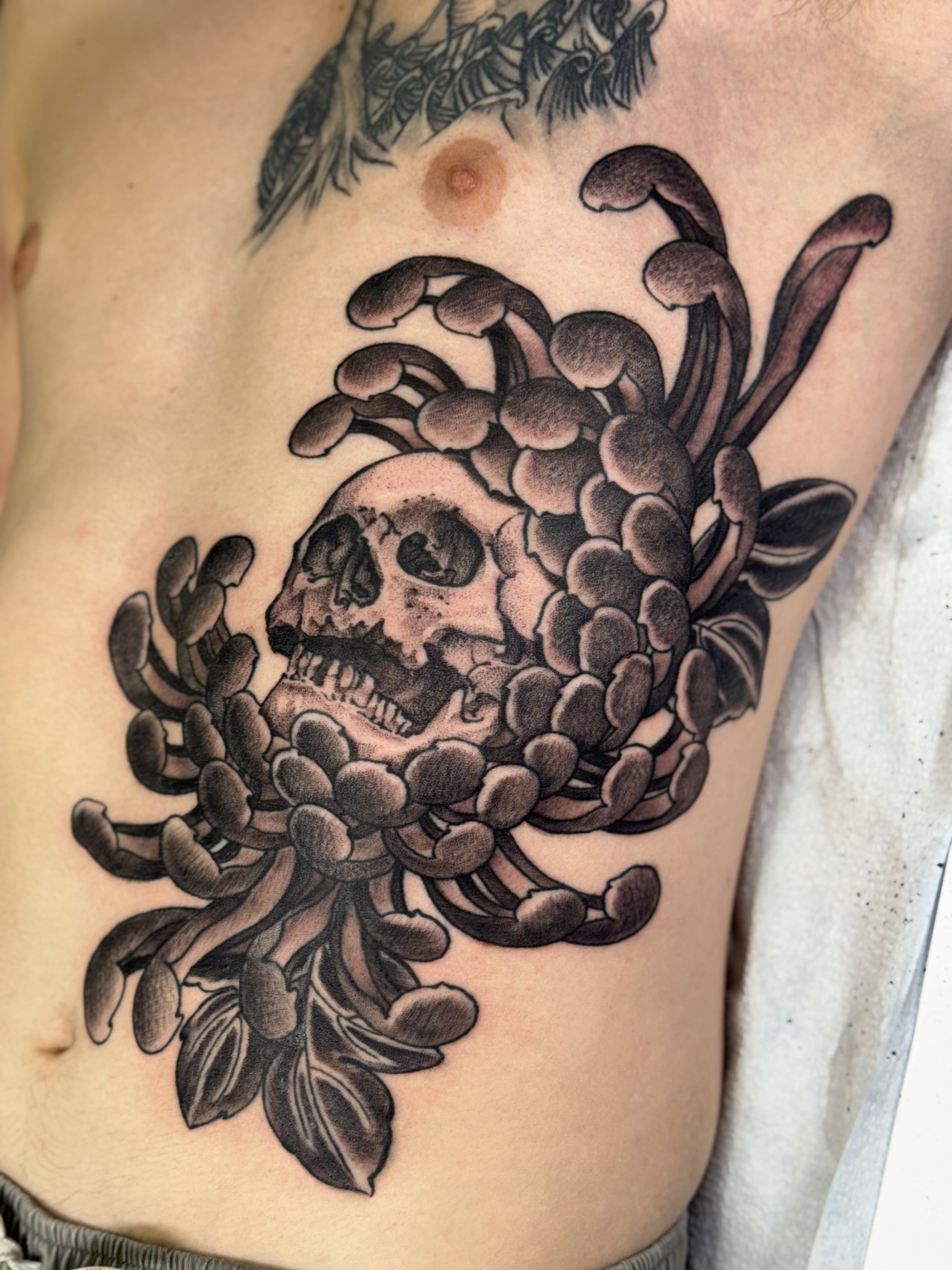 Dark Grey Kiku & Skull