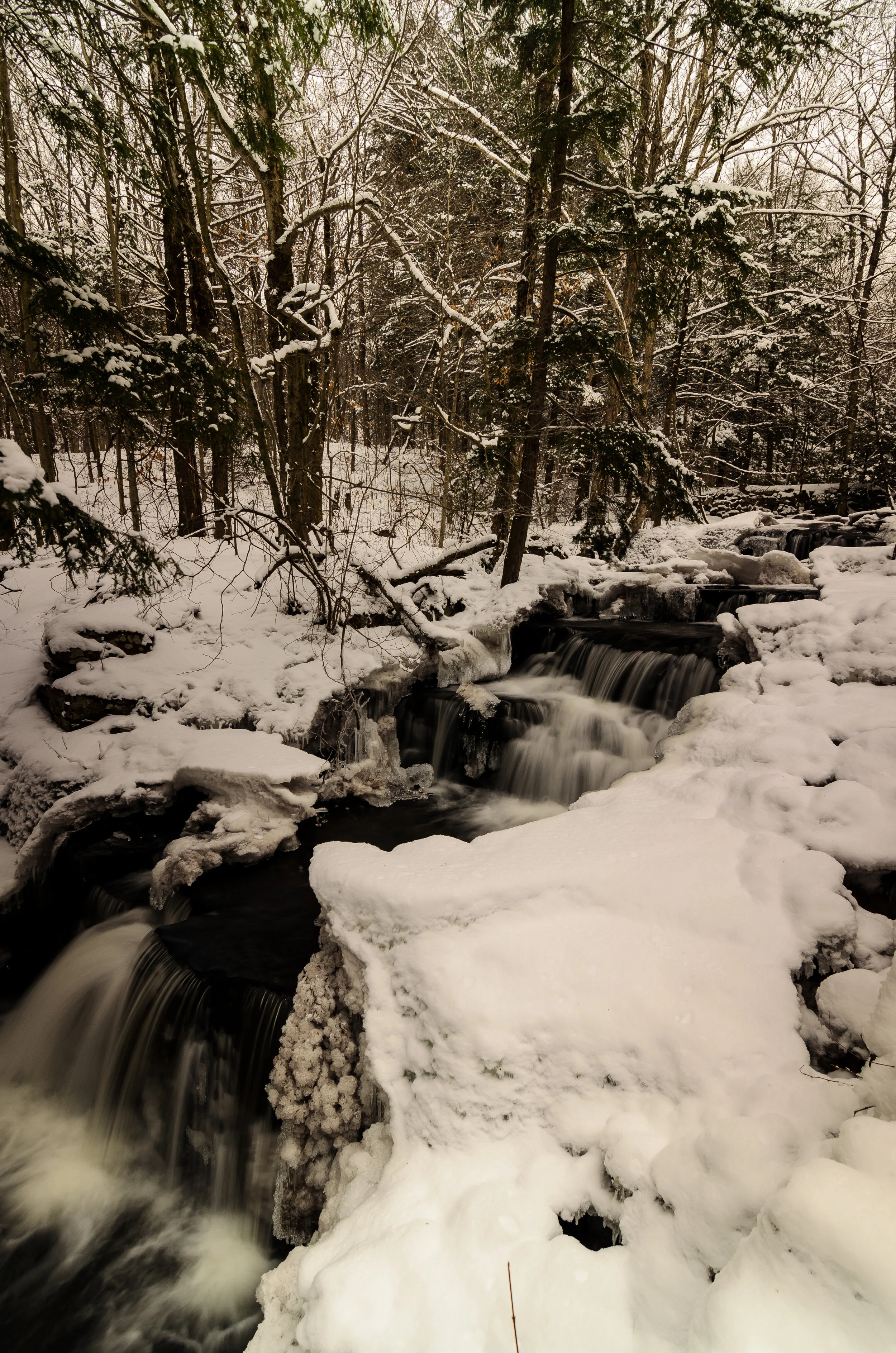 Shelving Rock Falls 1 (1 of 1).jpg