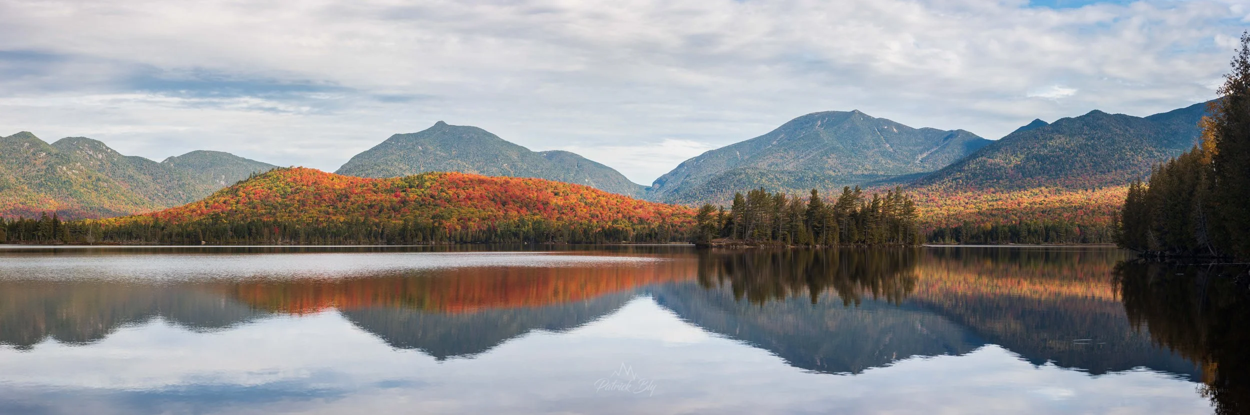 Elk Lake Morning Pano.jpg