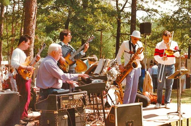 Bluffpark Art Festival Photo Courtesy of The Hoover Sun