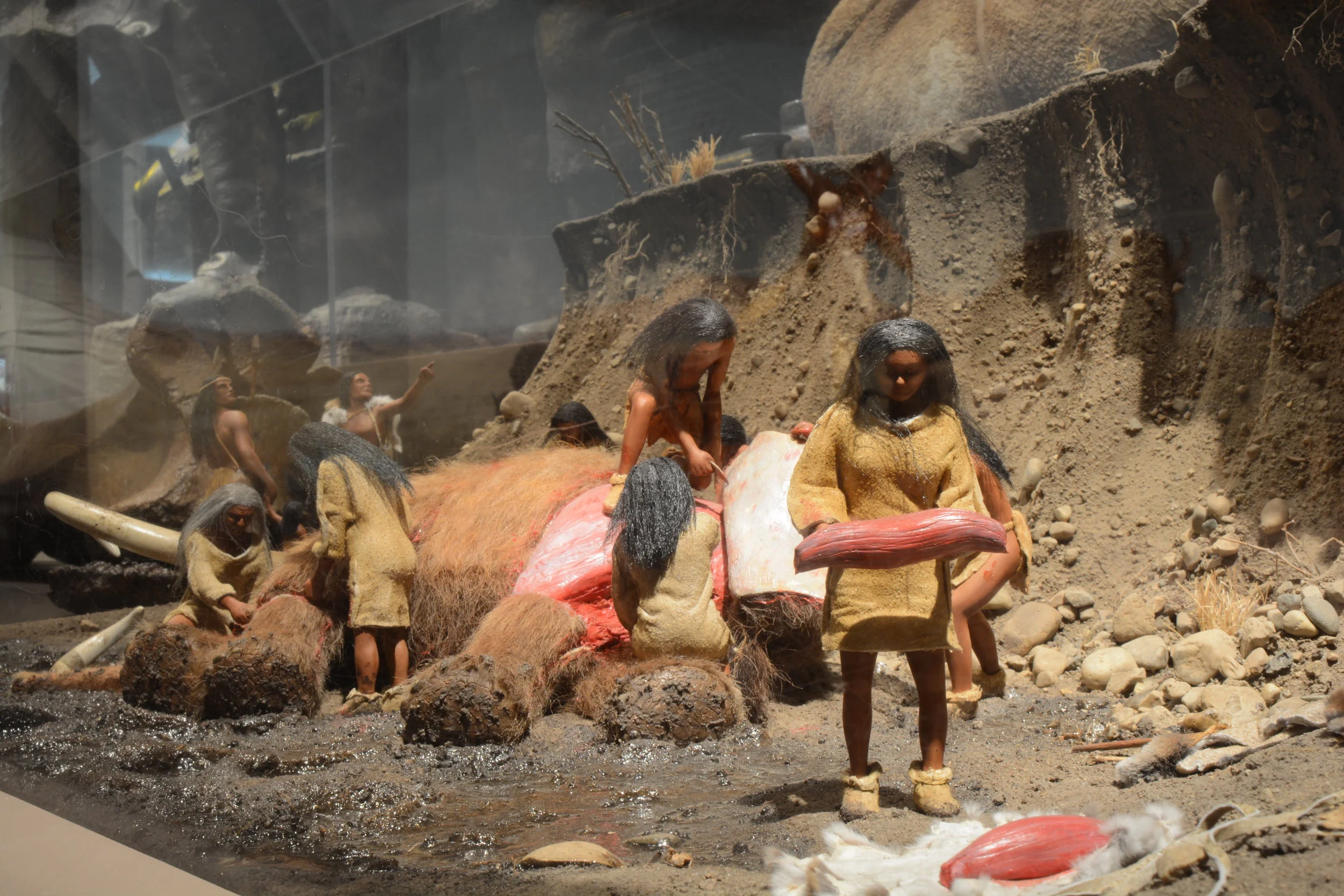  Mammoth Butchering Scene miniature diorama 