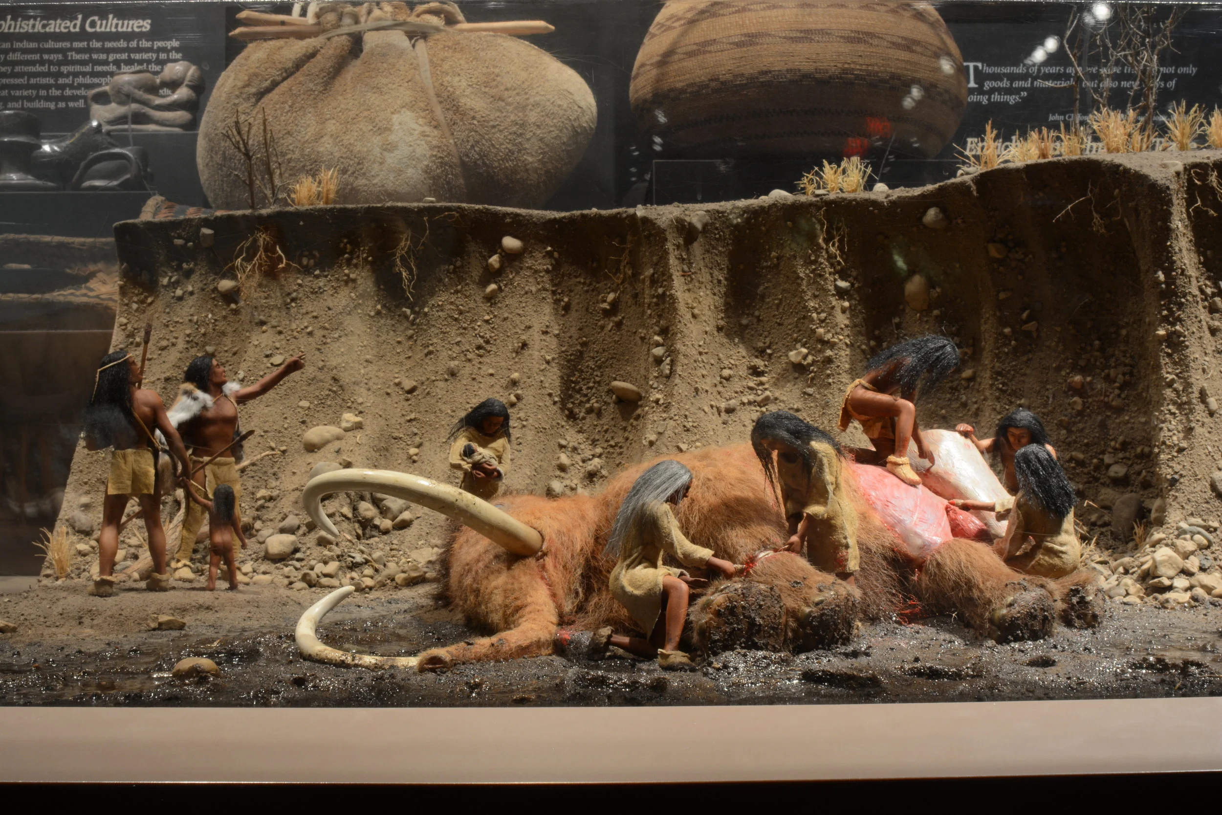  Mammoth Butchering Scene miniature diorama 