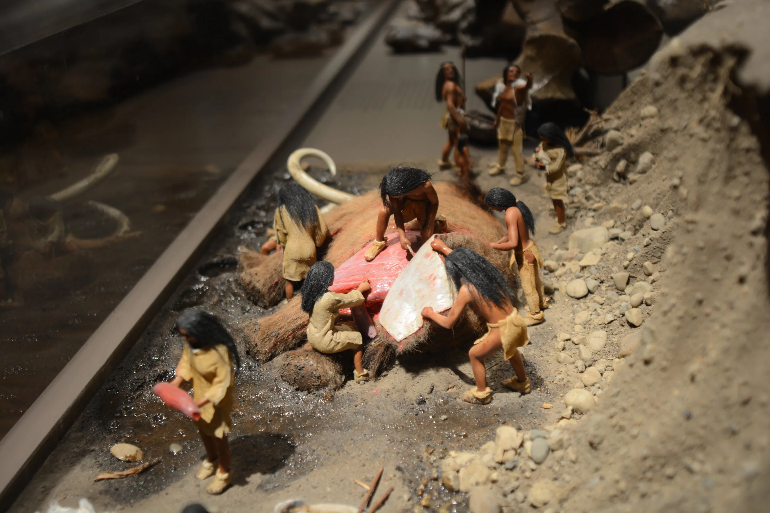  Mammoth Butchering Scene miniature diorama 