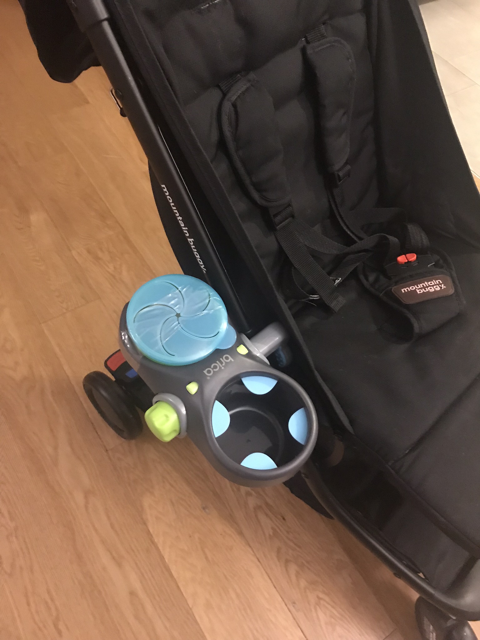 universal snack tray for pushchair