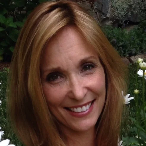 Deb headshot 2.jpg