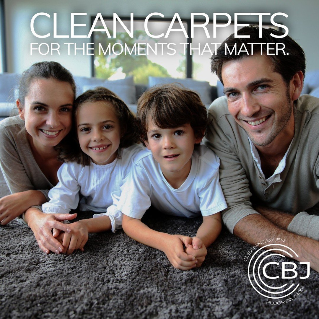 Life doesn't stop for dirty carpets.
Whether it's kids playing on the floor, pets stretching out for a nap, or everyone gathering together after a long day, clean carpets help make your home healthier and more inviting.
Give your family a cleaner pla