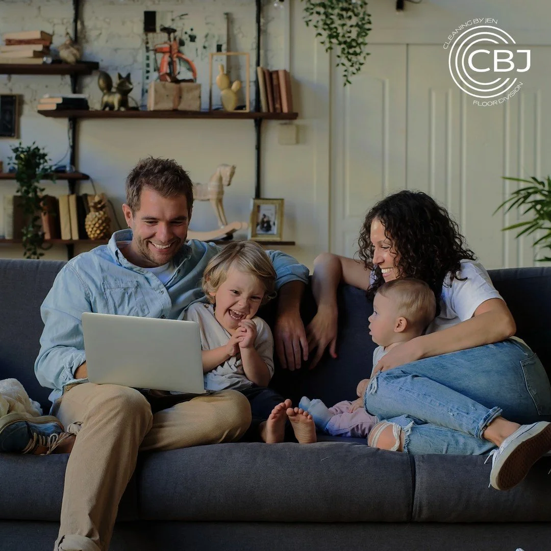 🛋️ YOUR HOME IS MEANT TO BE LIVED IN.
Stop stressing over every footprint.
Stop panicking every time the kids bring snacks into the living room. 😂
Stop treating the carpet like nobody is allowed to touch it.
Homes are supposed to be lived in. ❤️
Ki