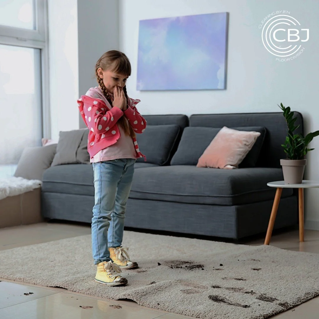 😳 UH-OH&hellip;
Kids + carpet.
If you know, YOU KNOW. 😂😂
Muddy shoes. Spilled drinks. Snacks. Crafts. Mystery stains nobody in the house seems to know anything about. 👀🤣
Life happens, and carpet usually ends up keeping the evidence.
Don't panic 
