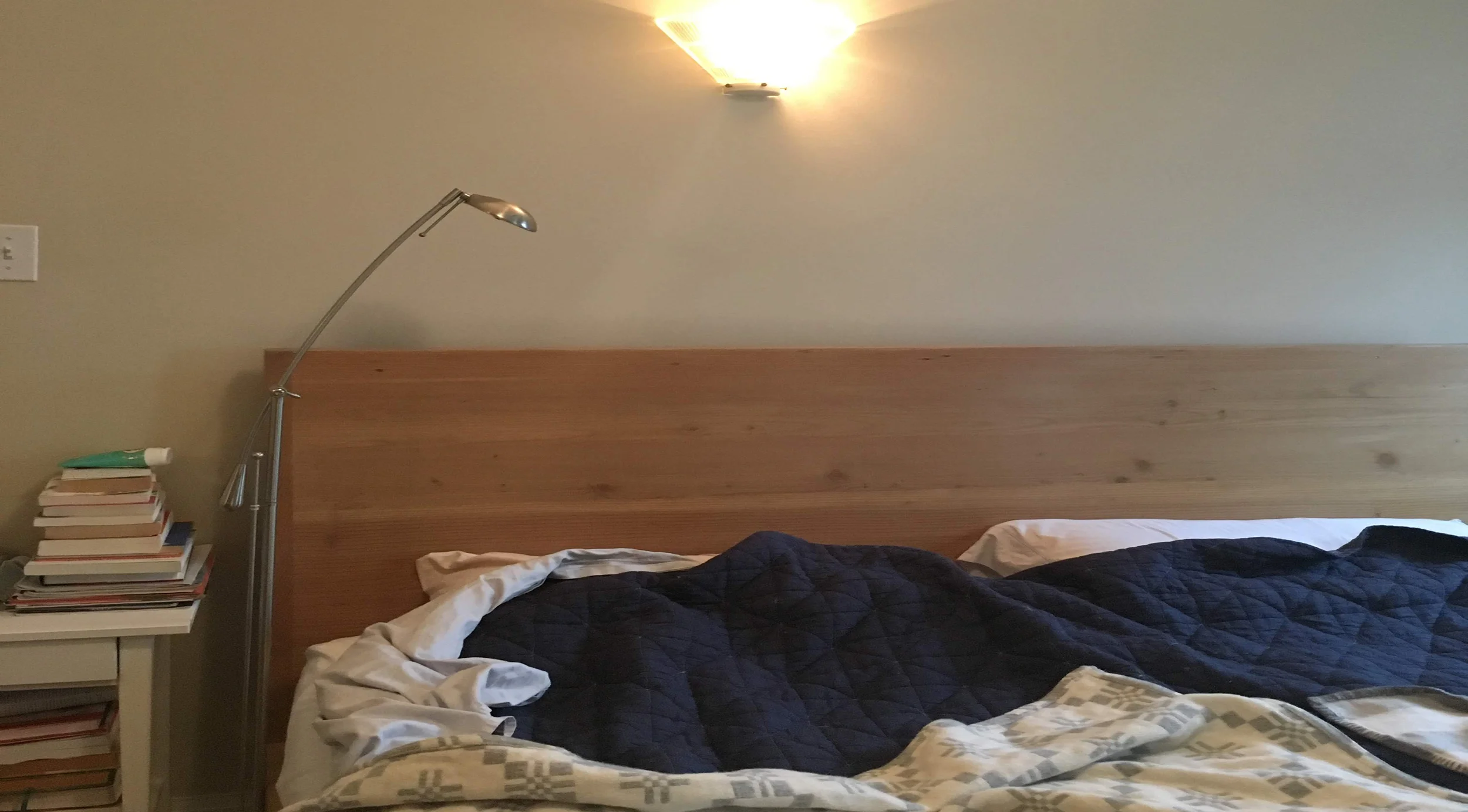 9b_bed.jpg
