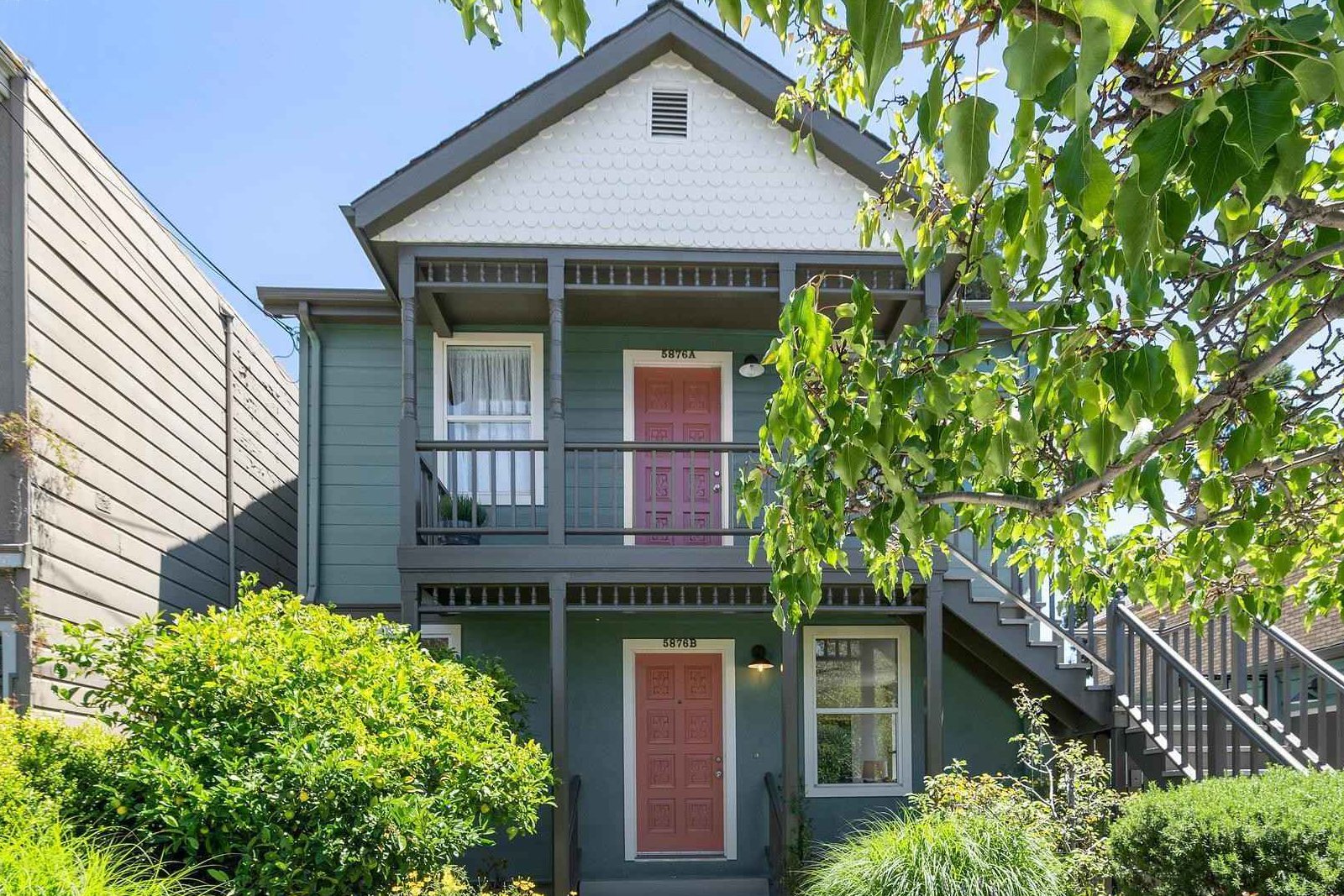 5876 Vallejo St, Oakland