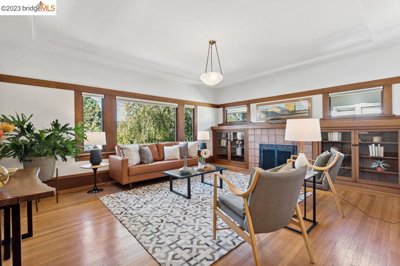 4366 Edgewood Ave, Oakland