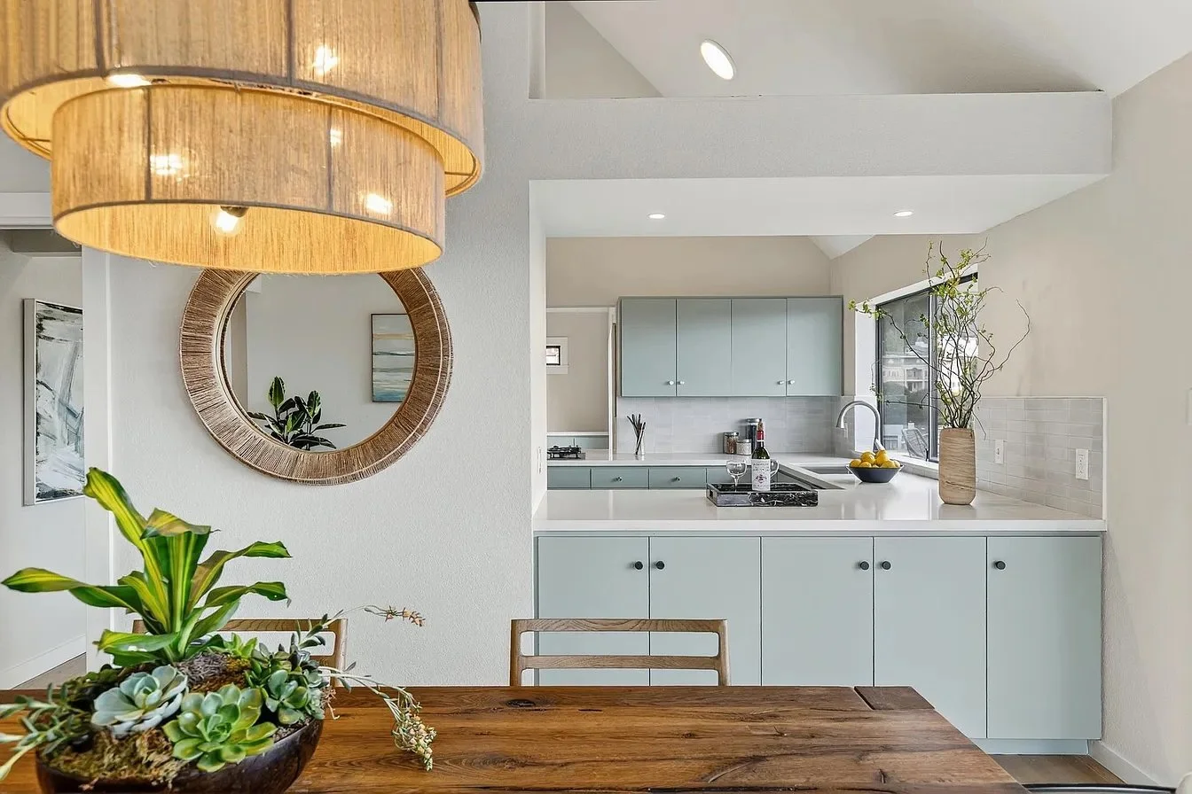 6475 Swainland Rd, Oakland