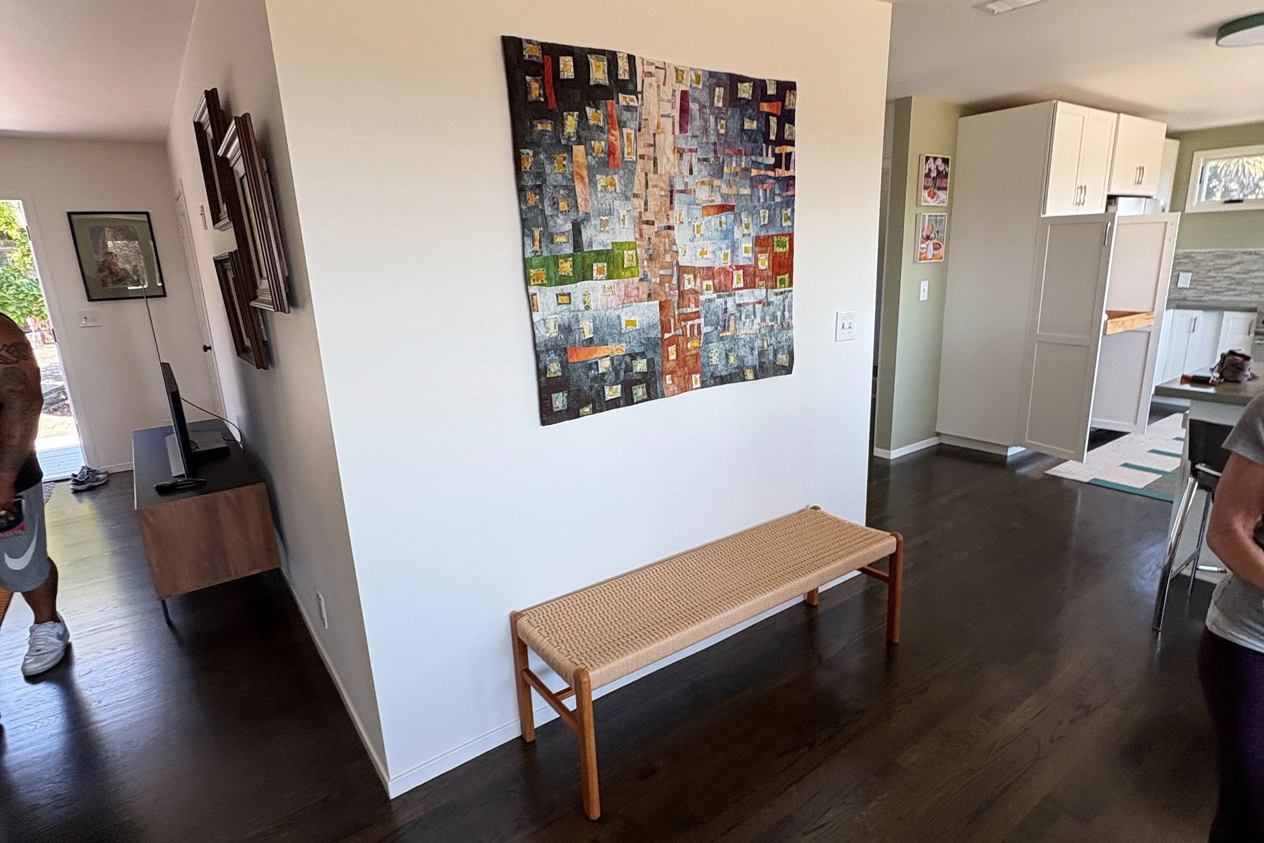 1000Navellier_hall.jpg
